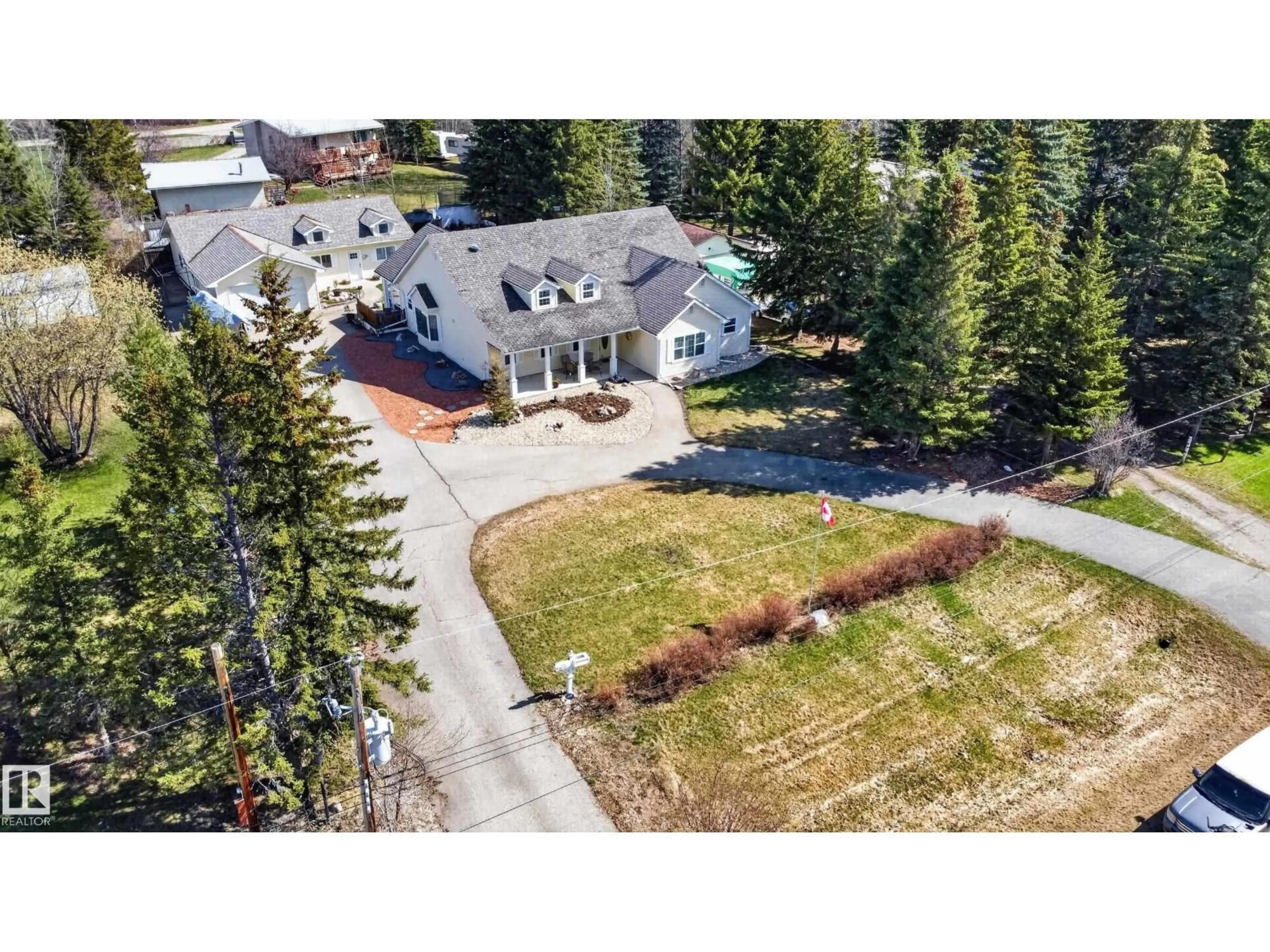 A pic from outside/outdoor area/front of a property/back of a property/a pic from drone, street for 4924 48A AV, Rural Lac Ste. Anne County Alberta T0E0A0