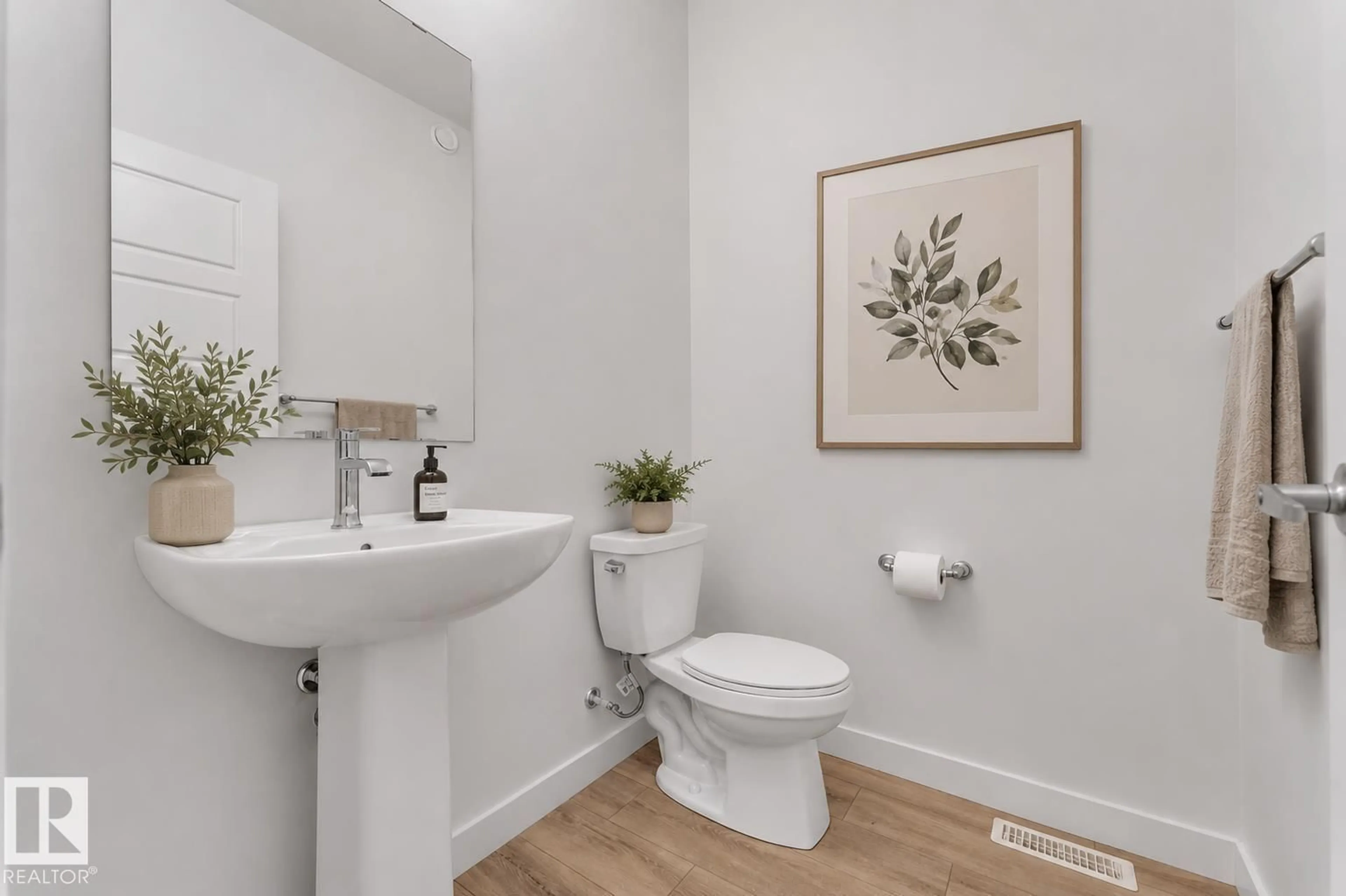 Standard bathroom, unknown for 3417 CRAIG LANDING LD, Edmonton Alberta T6W5B3