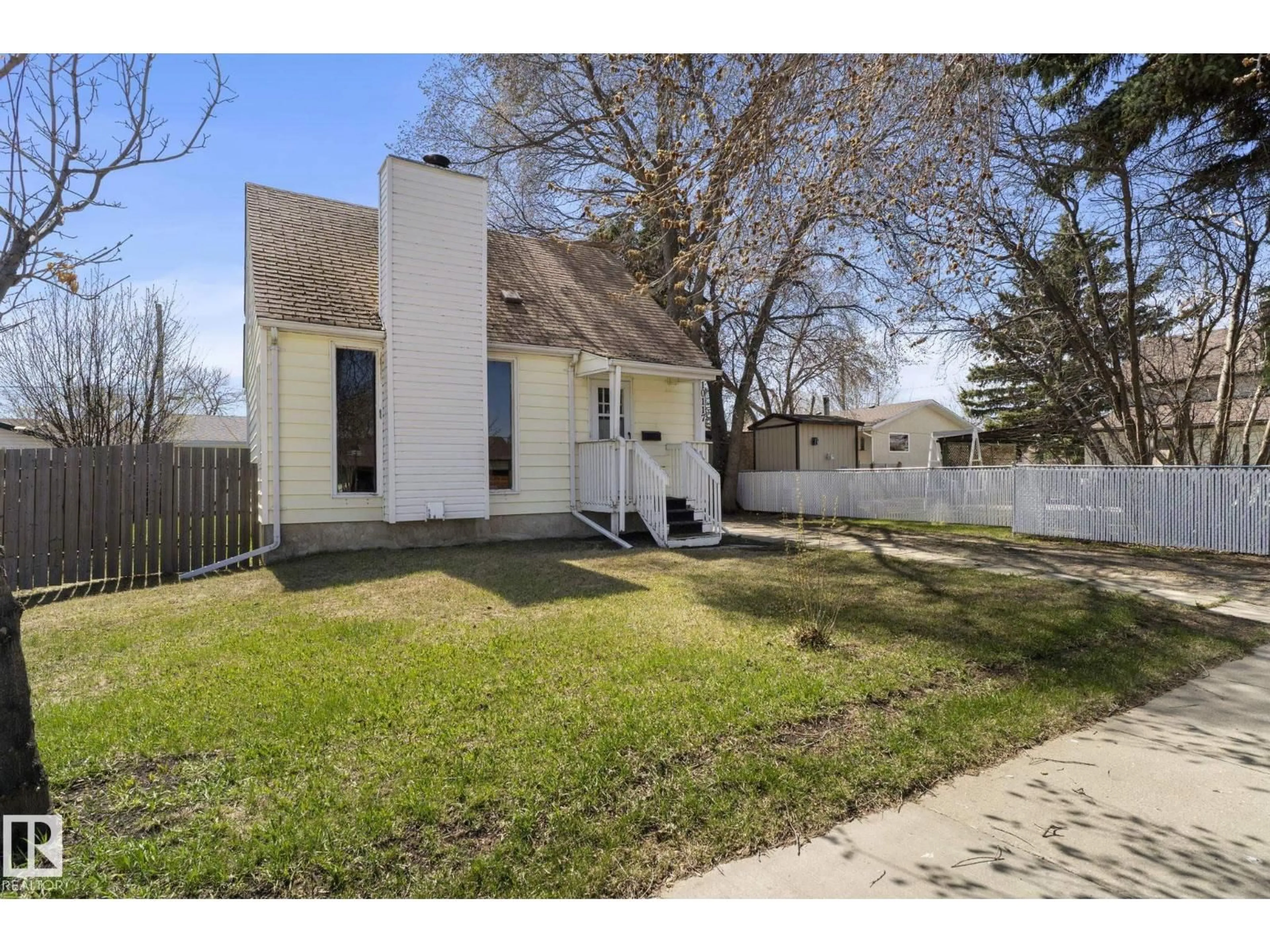 Unknown for 10117 103 AV, Morinville Alberta T8R1A7