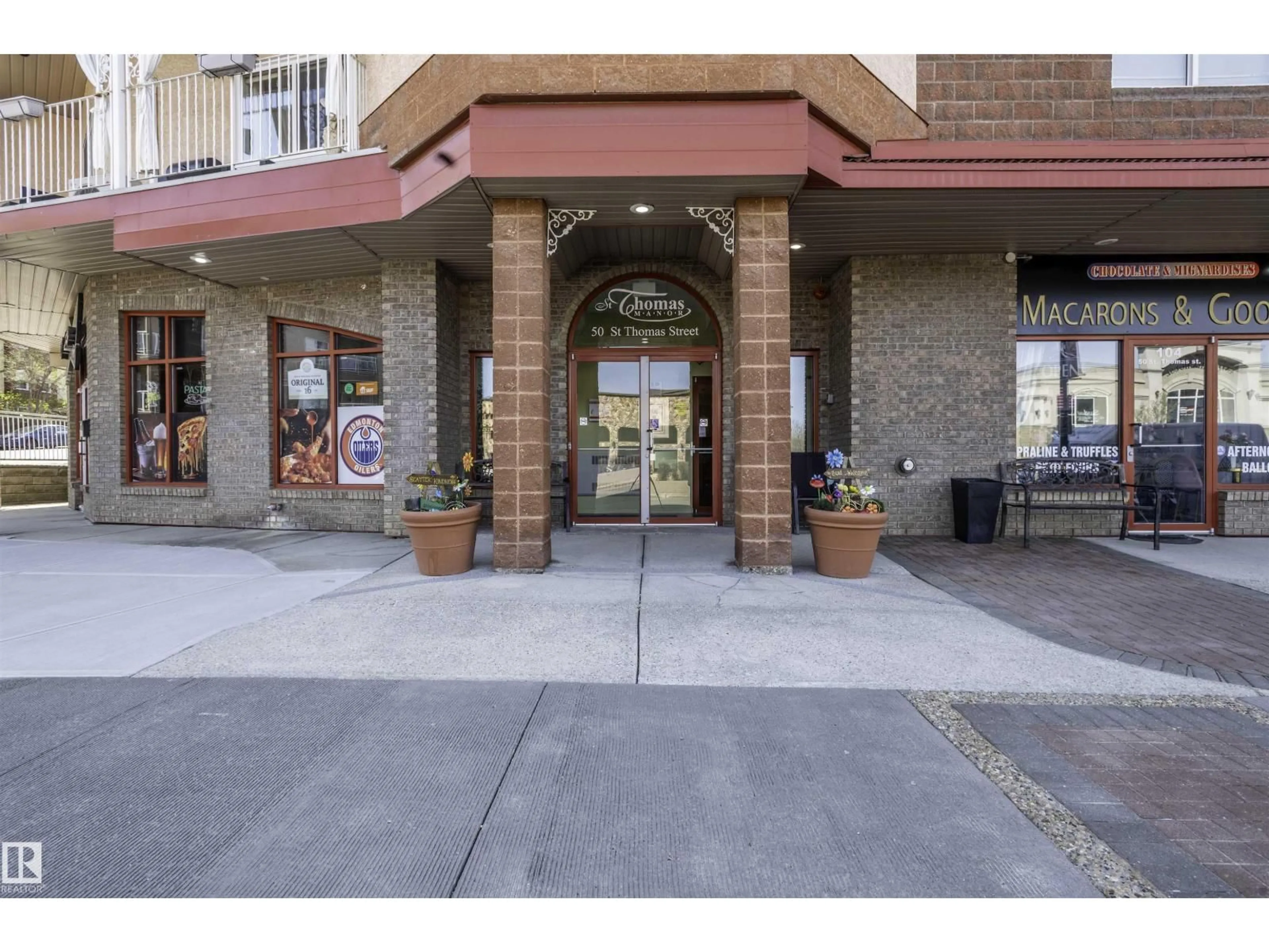 Indoor foyer for #404 - 50 THOMAS ST, St. Albert Alberta T8N6K8