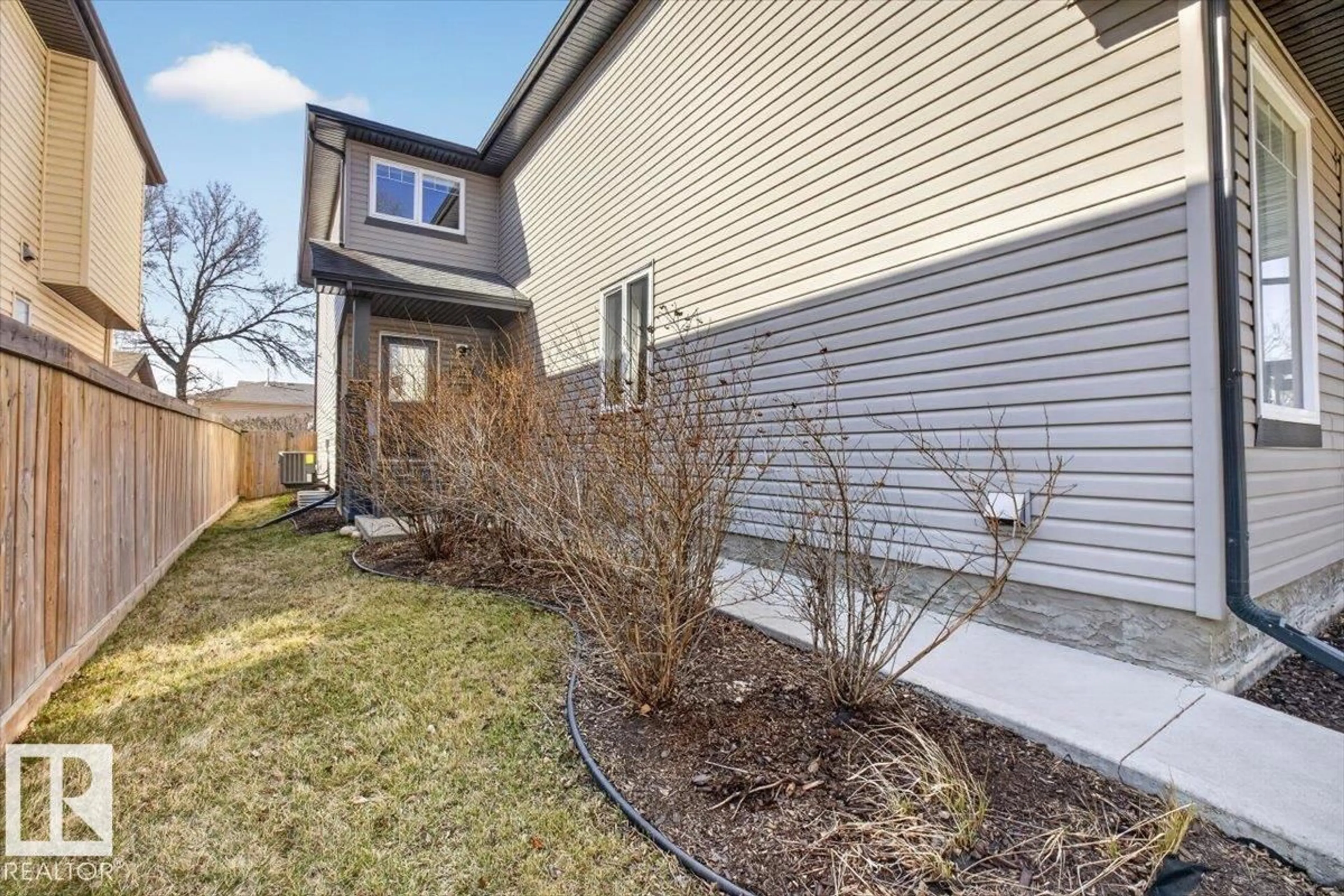 Unknown for 14835 103 AV, Edmonton Alberta T5N0V2