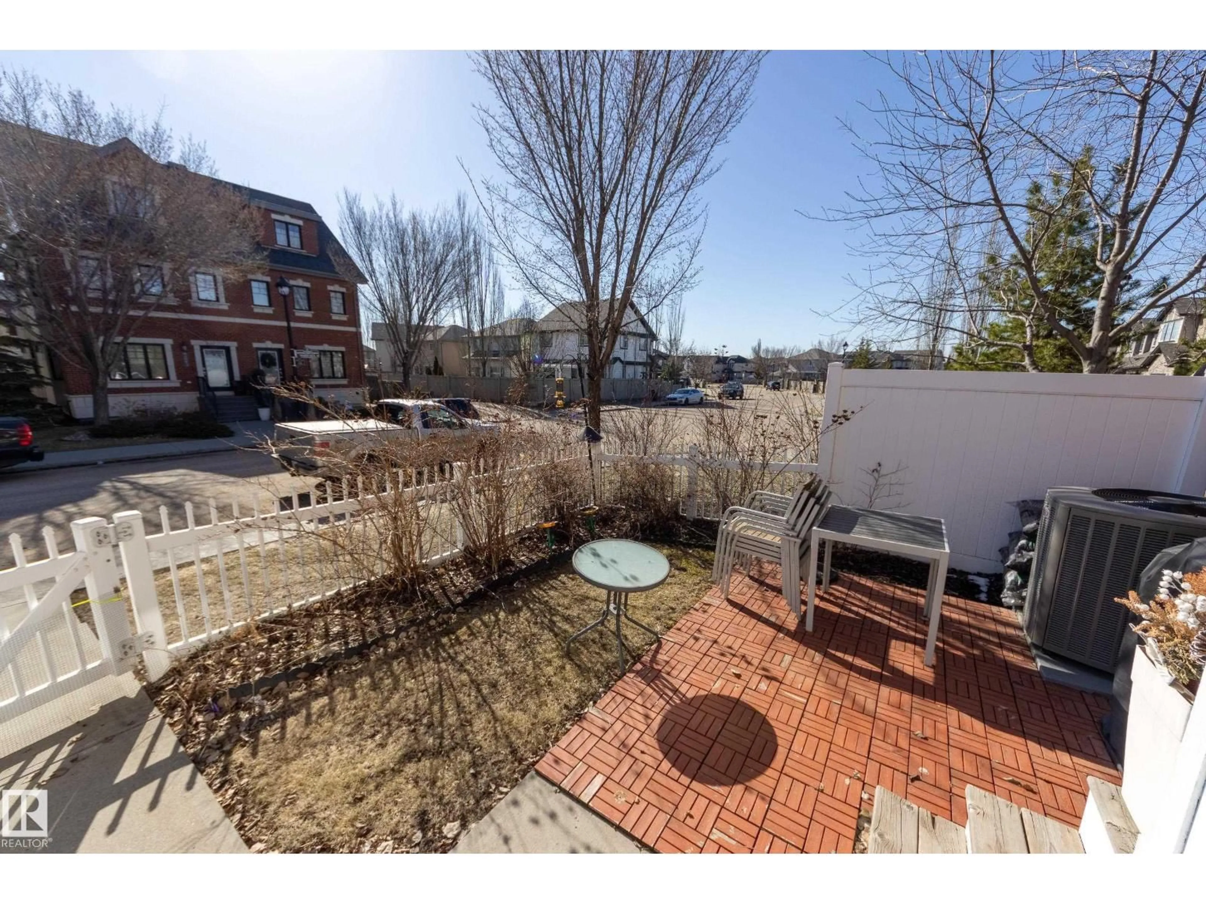 Patio, street for 4908 TERWILLEGAR CM, Edmonton Alberta T6R0S3