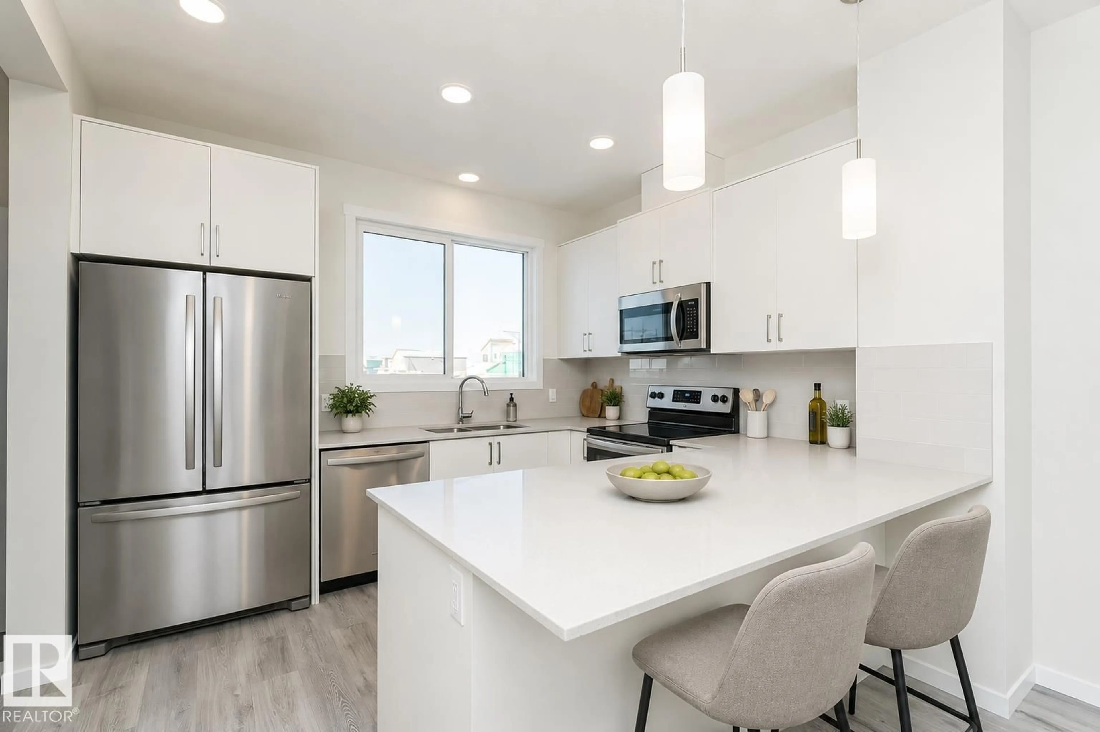 Open concept kitchen, unknown for 3896 WREN CR, Edmonton Alberta T5S0S9