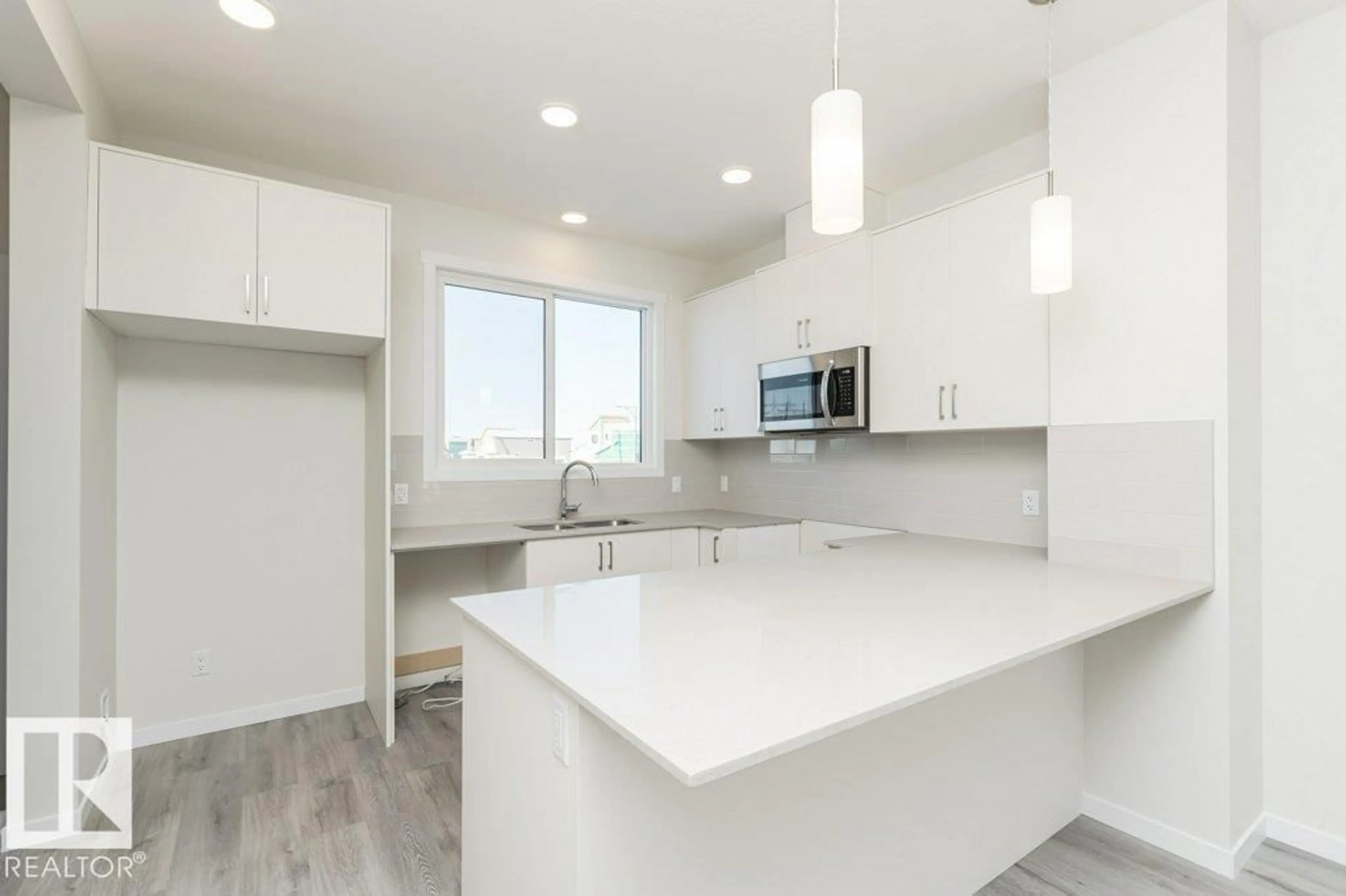 Open concept kitchen, unknown for 3896 WREN CR, Edmonton Alberta T5S0S9