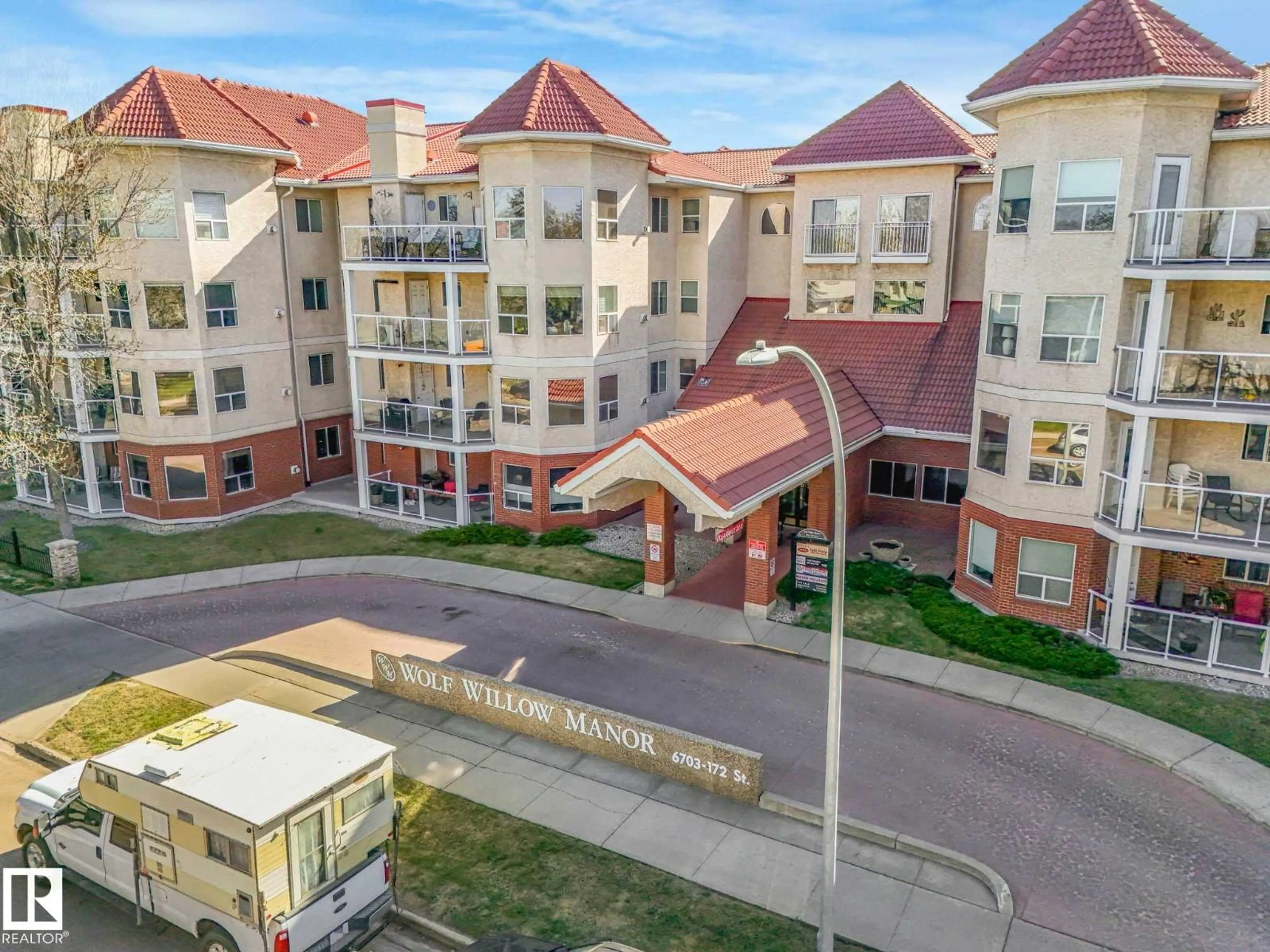 A pic from outside/outdoor area/front of a property/back of a property/a pic from drone, building for #302 - 6703 172 ST, Edmonton Alberta T5T6H9