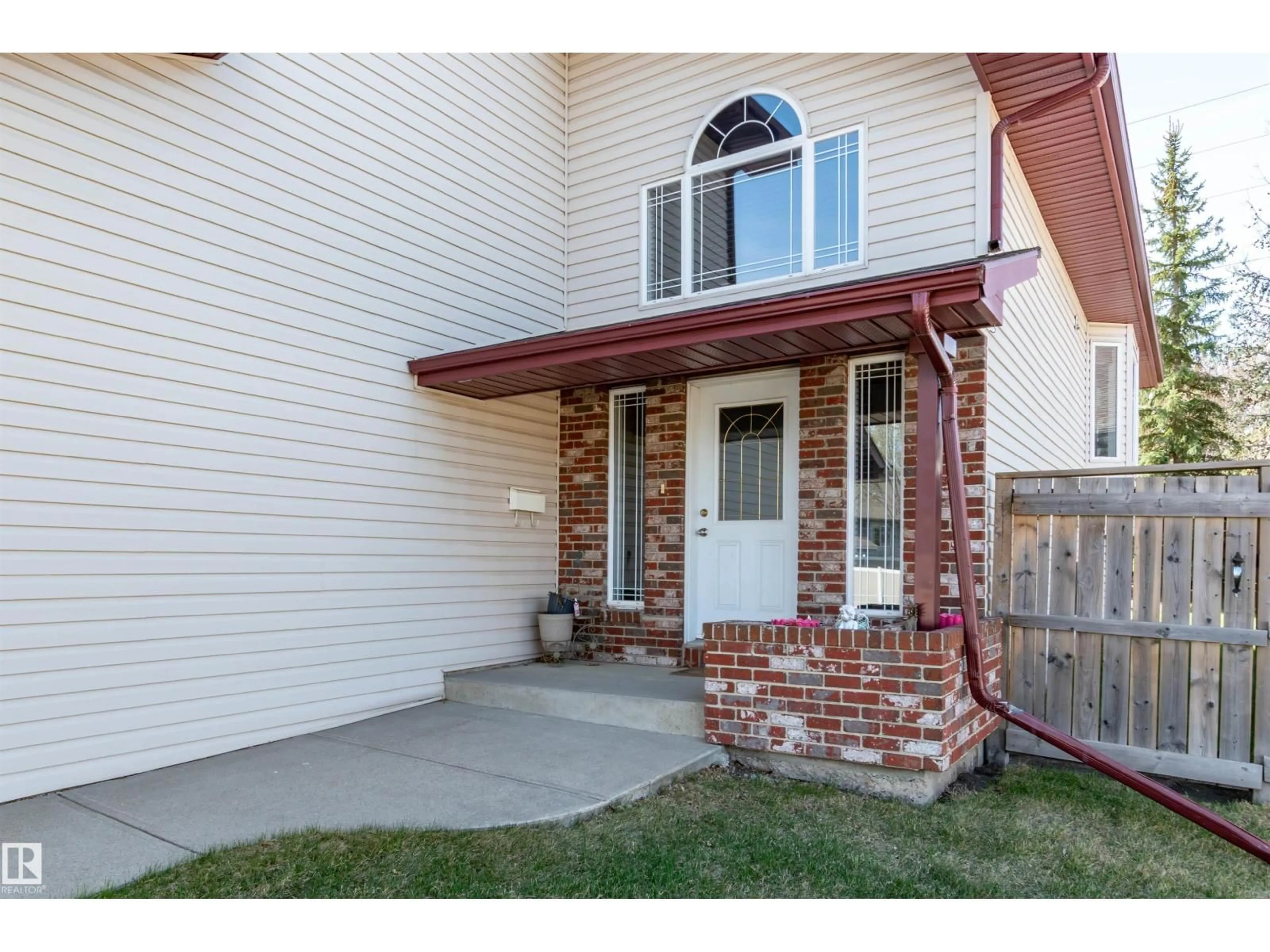 Unknown for 21 CHARLTON WY, Sherwood Park Alberta T8H2C6