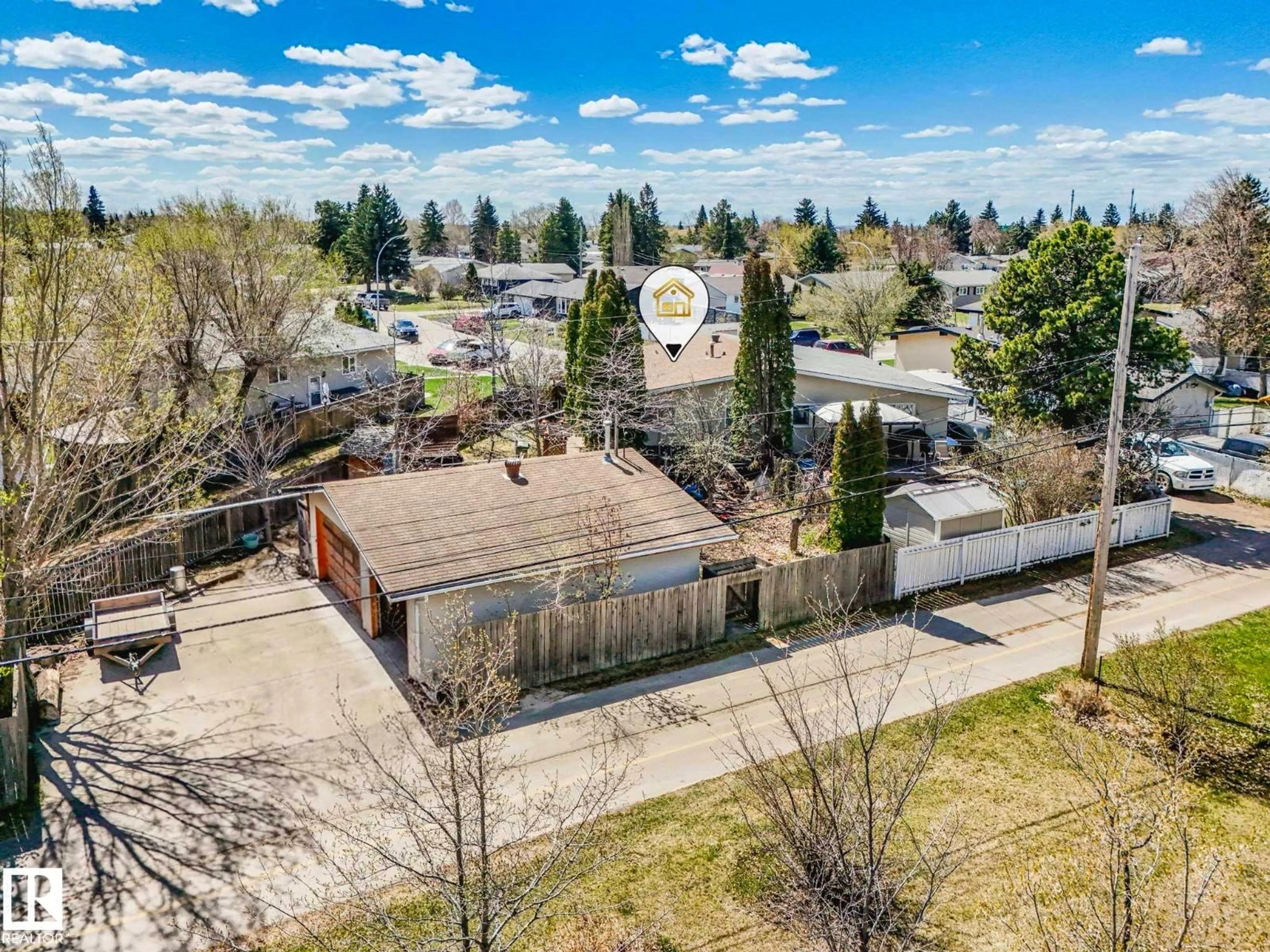 A pic from outside/outdoor area/front of a property/back of a property/a pic from drone, street for 34 CAMELOT AV, Leduc Alberta T9E4M3