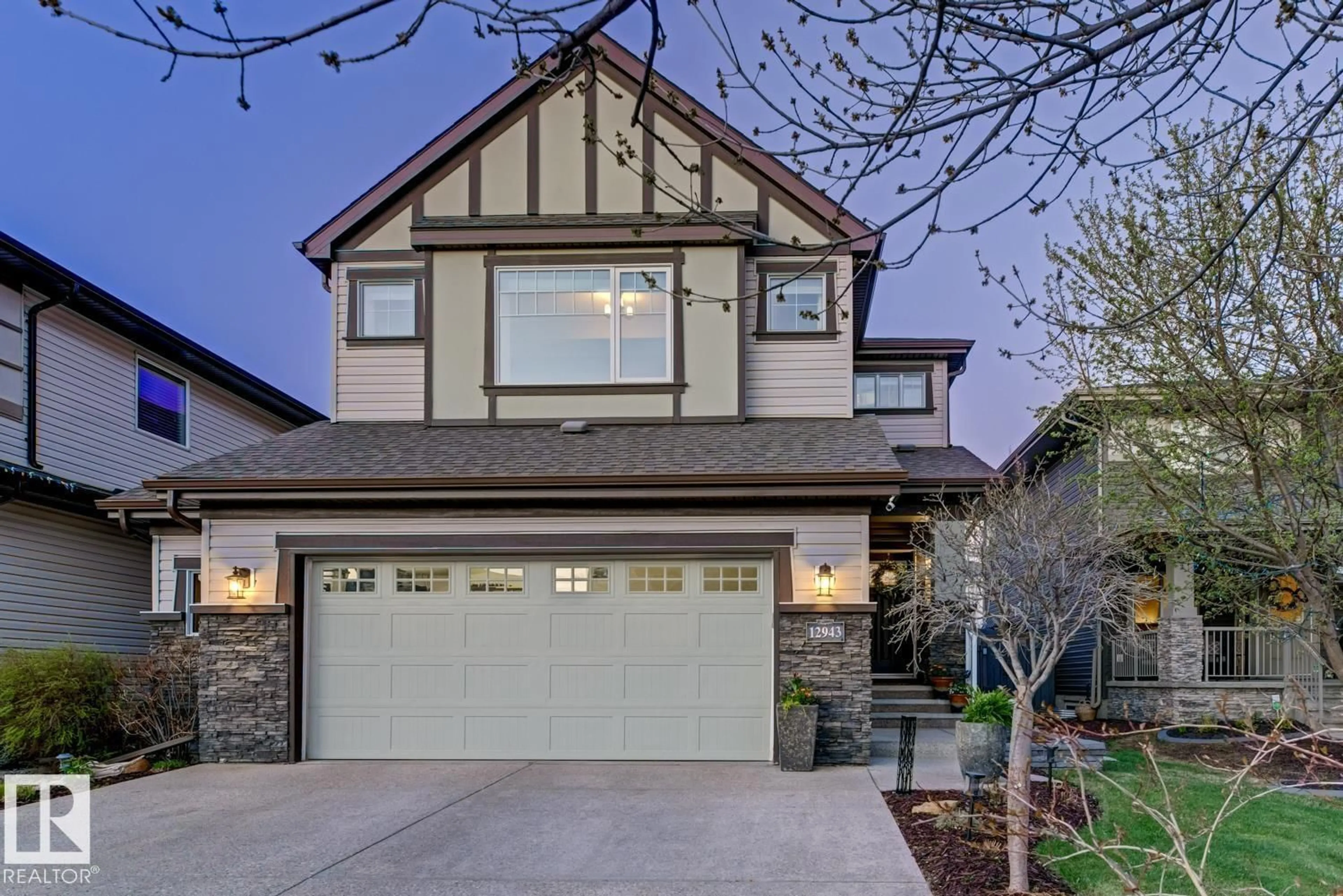 Home with vinyl exterior material, street for 12943 202 ST, Edmonton Alberta T5S0E3