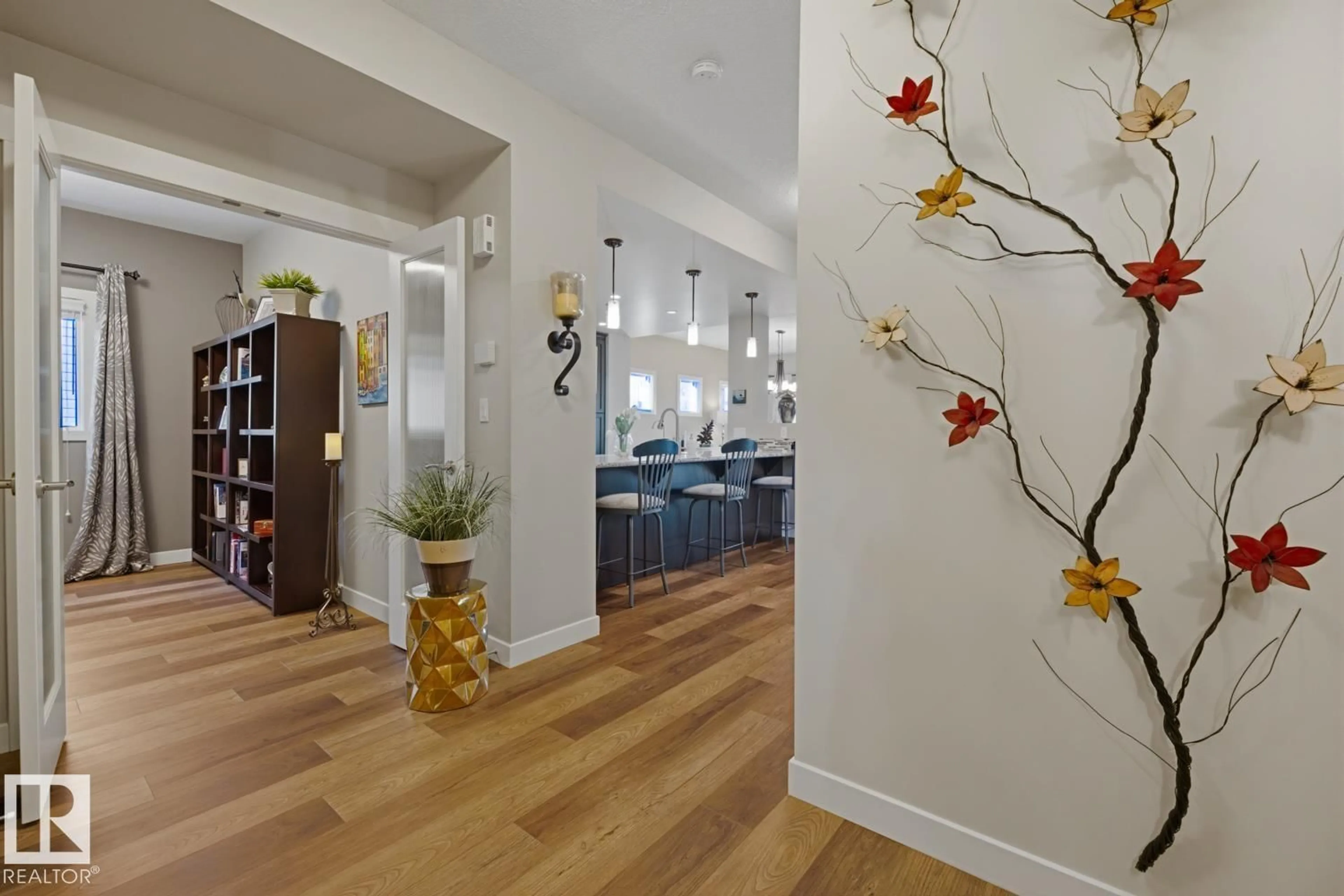 Indoor entryway for 12943 202 ST, Edmonton Alberta T5S0E3