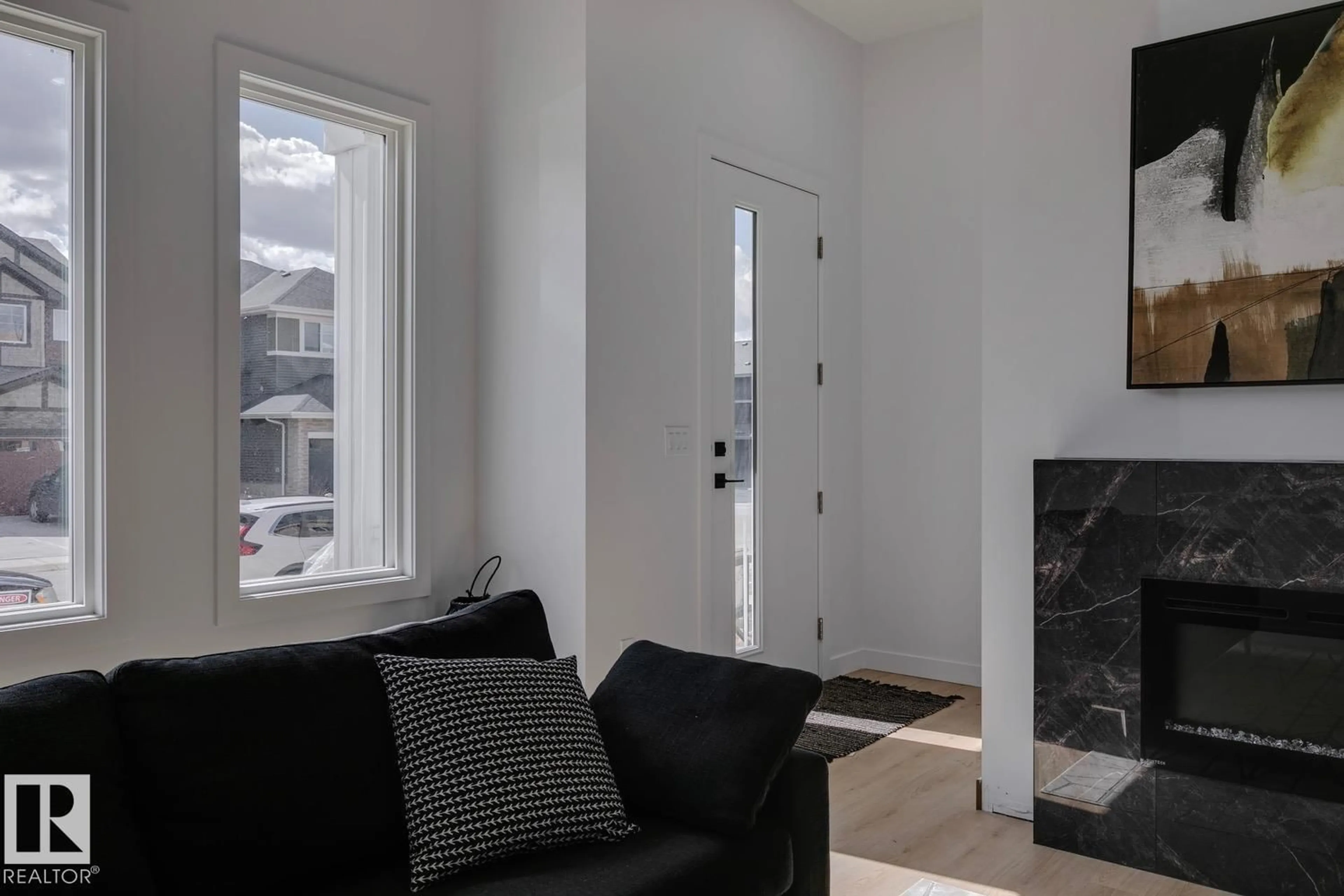 Unknown for 10213 92A AV, Morinville Alberta T8R2R4
