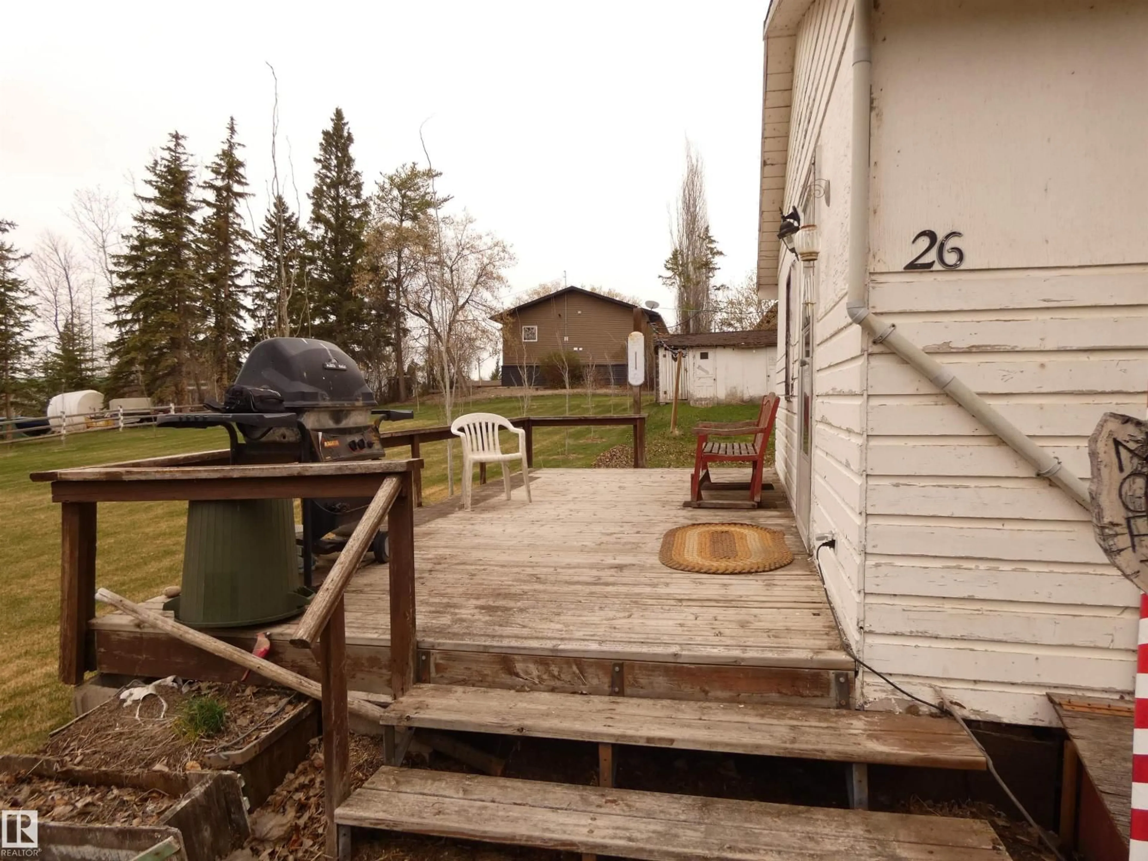 Unknown for 706 MEADOW AV, Rural Barrhead County Alberta T0E1A0