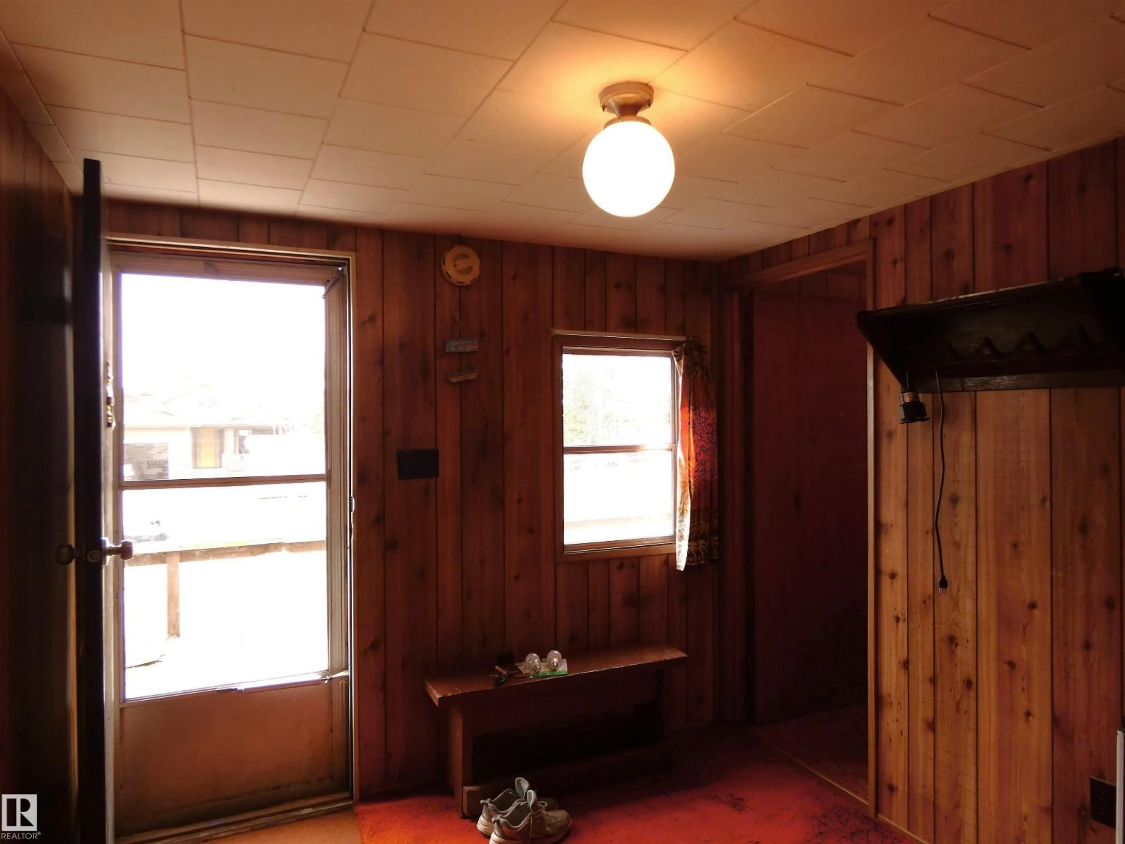 A pic of a room for 706 MEADOW AV, Rural Barrhead County Alberta T0E1A0