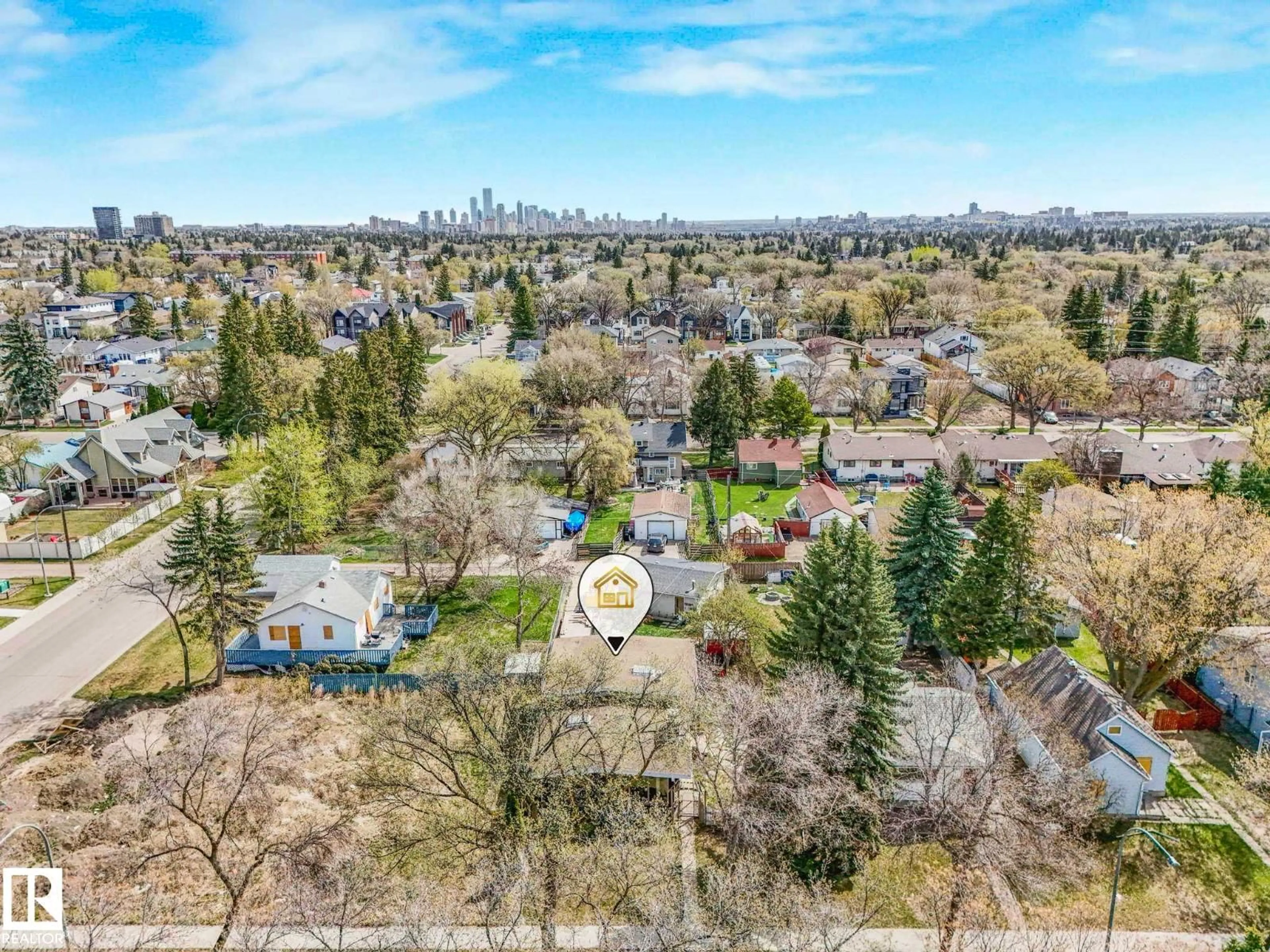 A pic from outside/outdoor area/front of a property/back of a property/a pic from drone, unknown for NW - 9735 155 ST, Edmonton Alberta T5P2K8