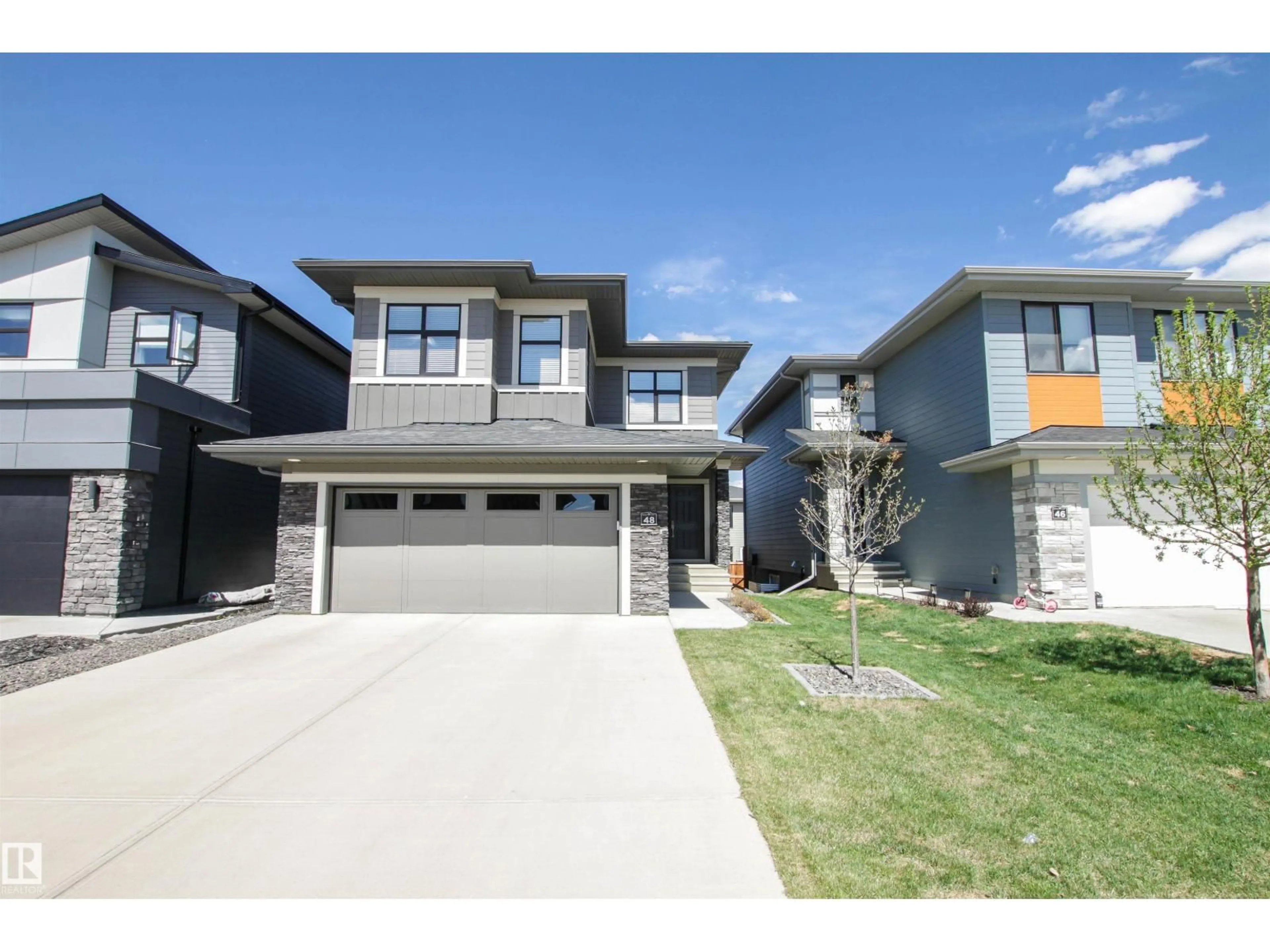 Home with vinyl exterior material, street for 48 AMESBURY WD, Sherwood Park Alberta T8B0B5