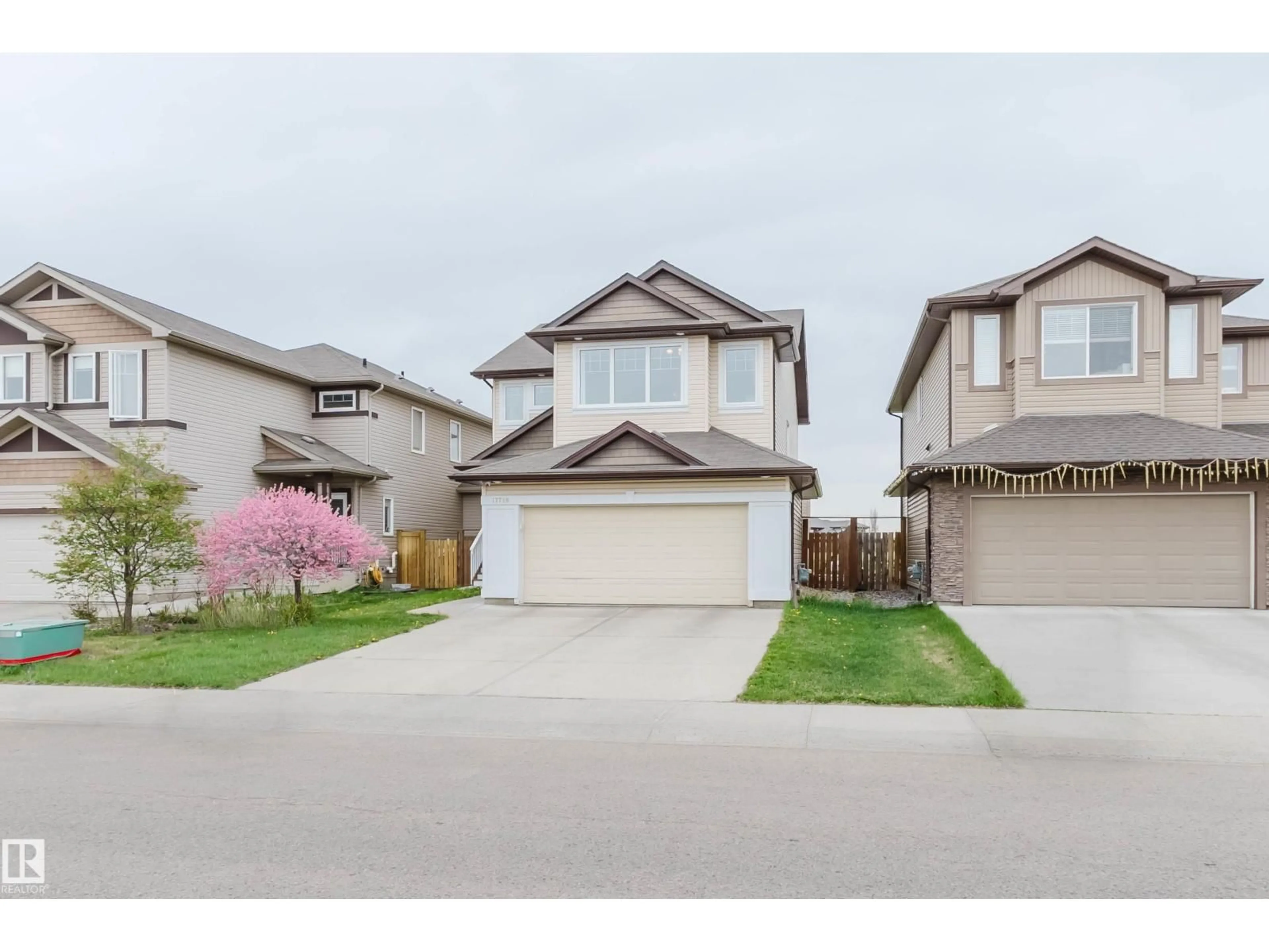 A pic from outside/outdoor area/front of a property/back of a property/a pic from drone, street for 17718 5A AV SW, Edmonton Alberta T6W2L4