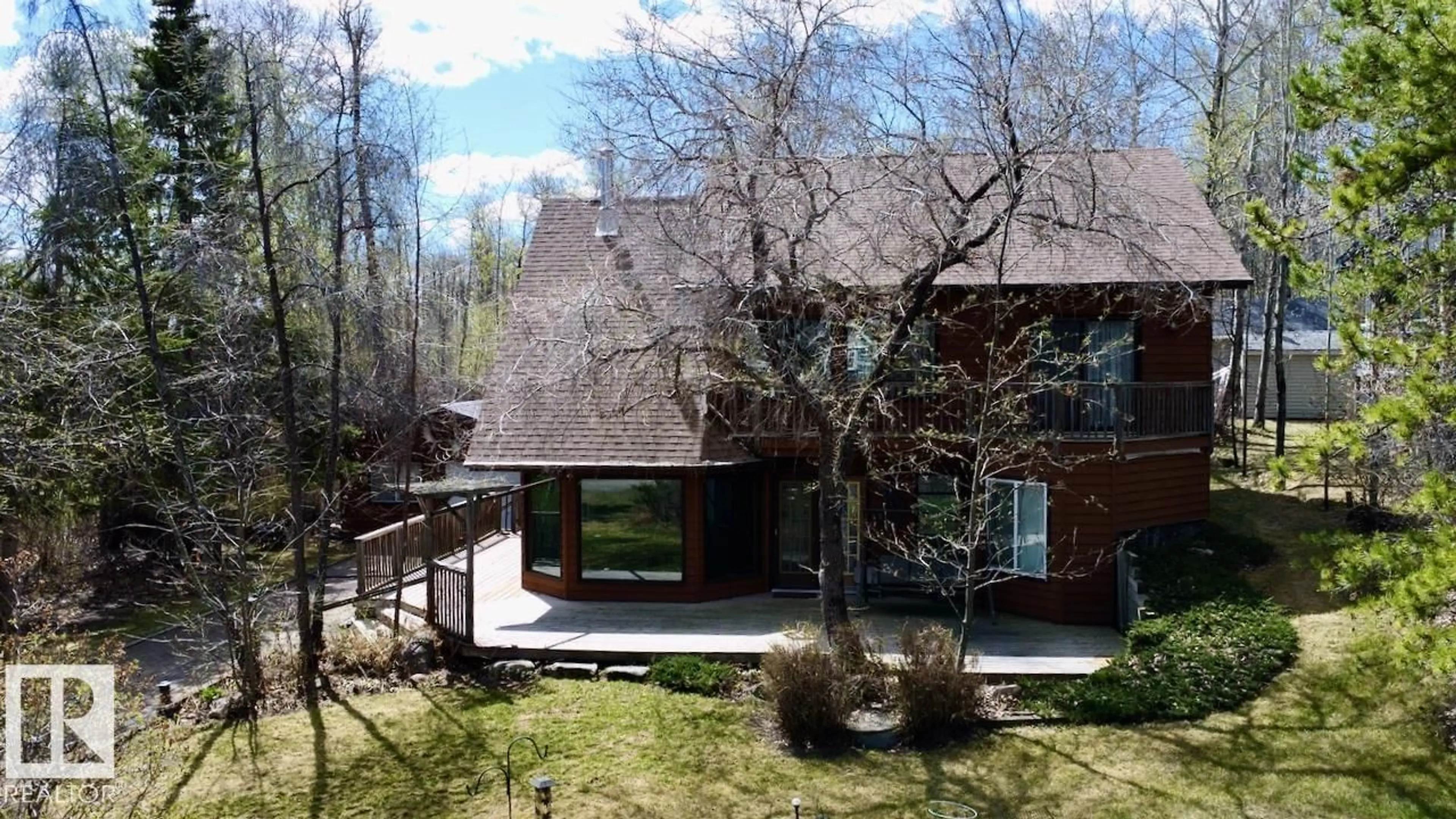 A pic from outside/outdoor area/front of a property/back of a property/a pic from drone, unknown for 9 RGE ROAD 53, Rural Parkland County Alberta T0E2B0