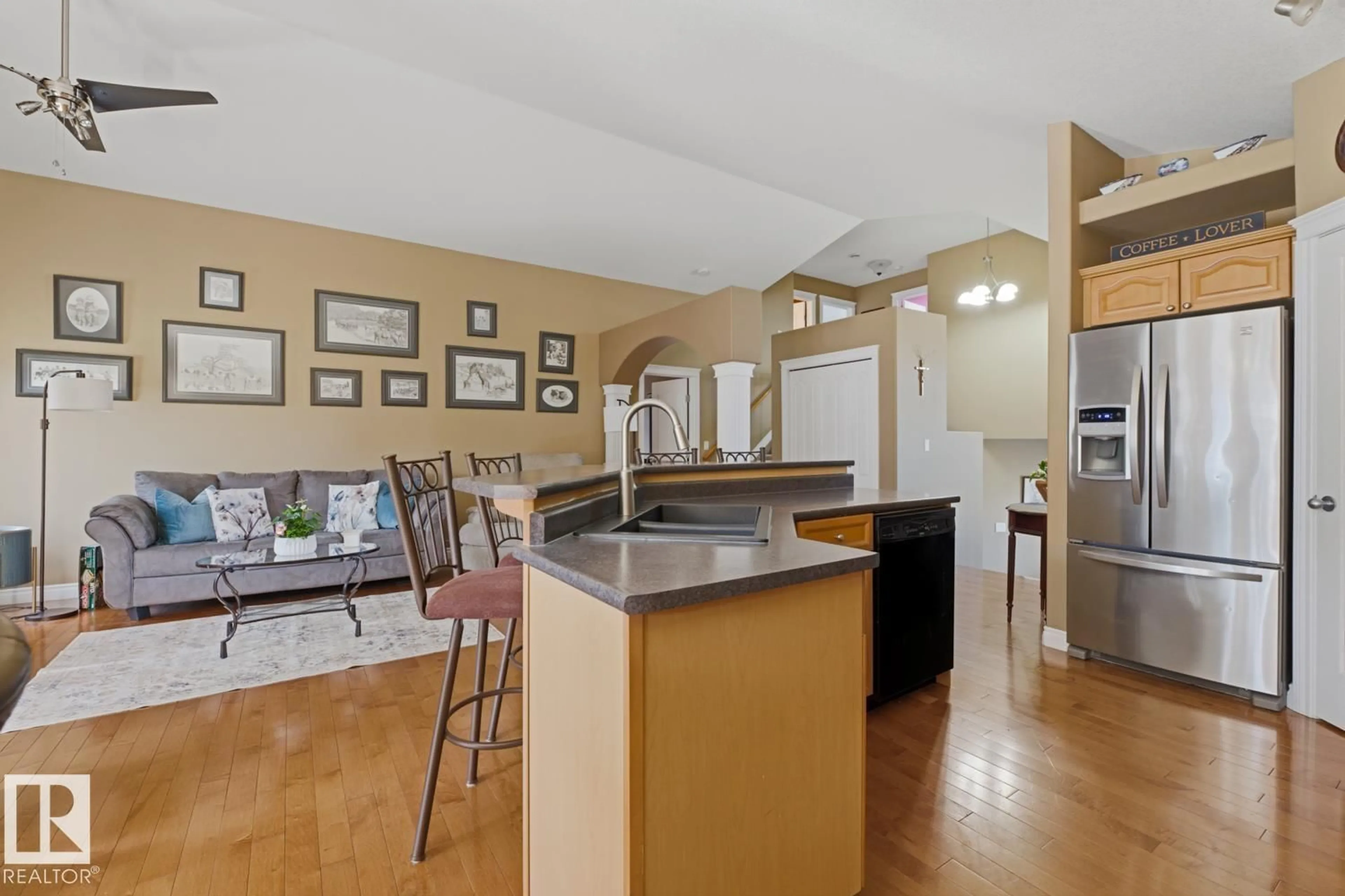 Open concept kitchen, unknown for 9 DANFIELD PL, Spruce Grove Alberta T7X0A3