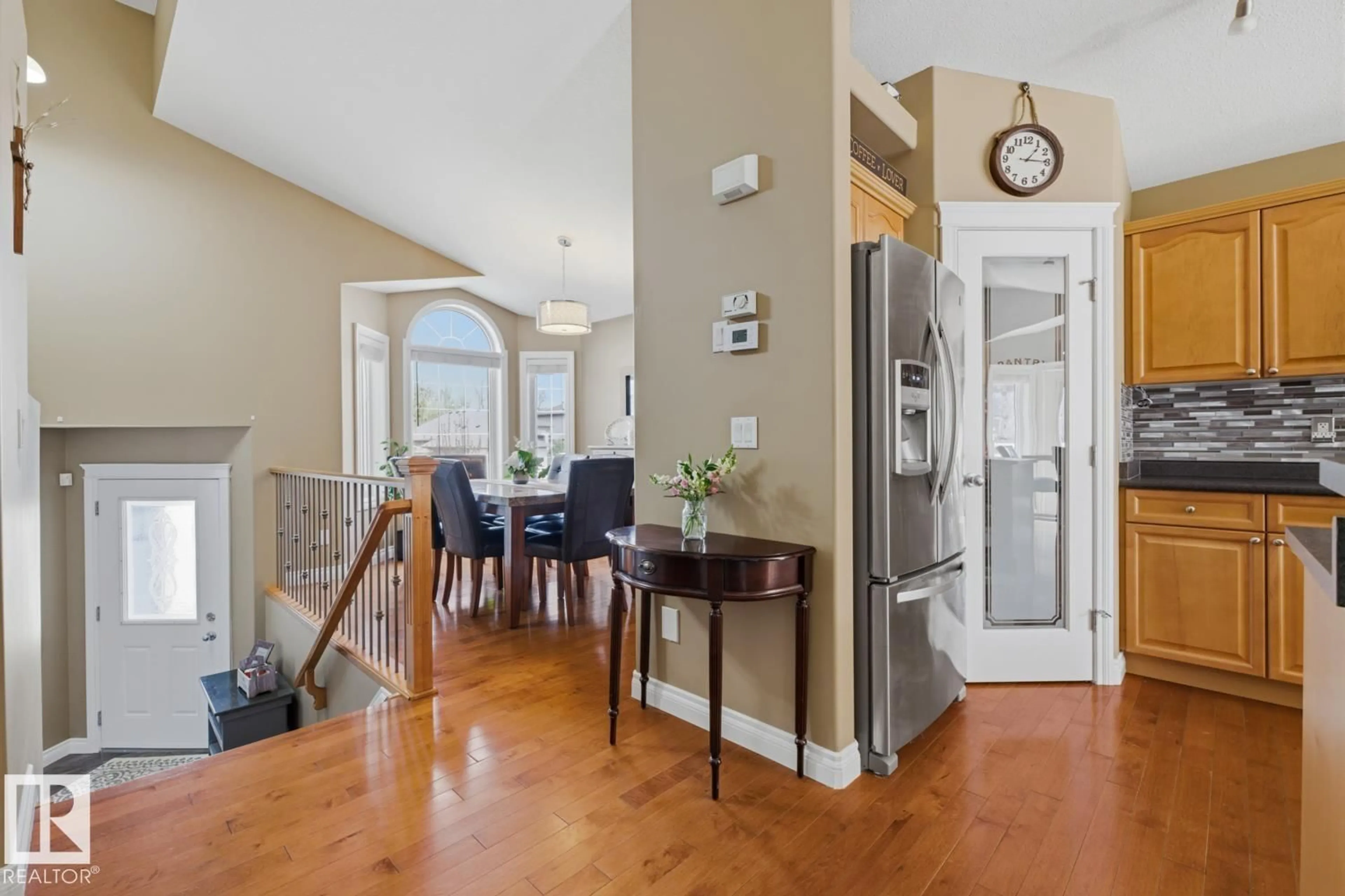 Indoor entryway for 9 DANFIELD PL, Spruce Grove Alberta T7X0A3