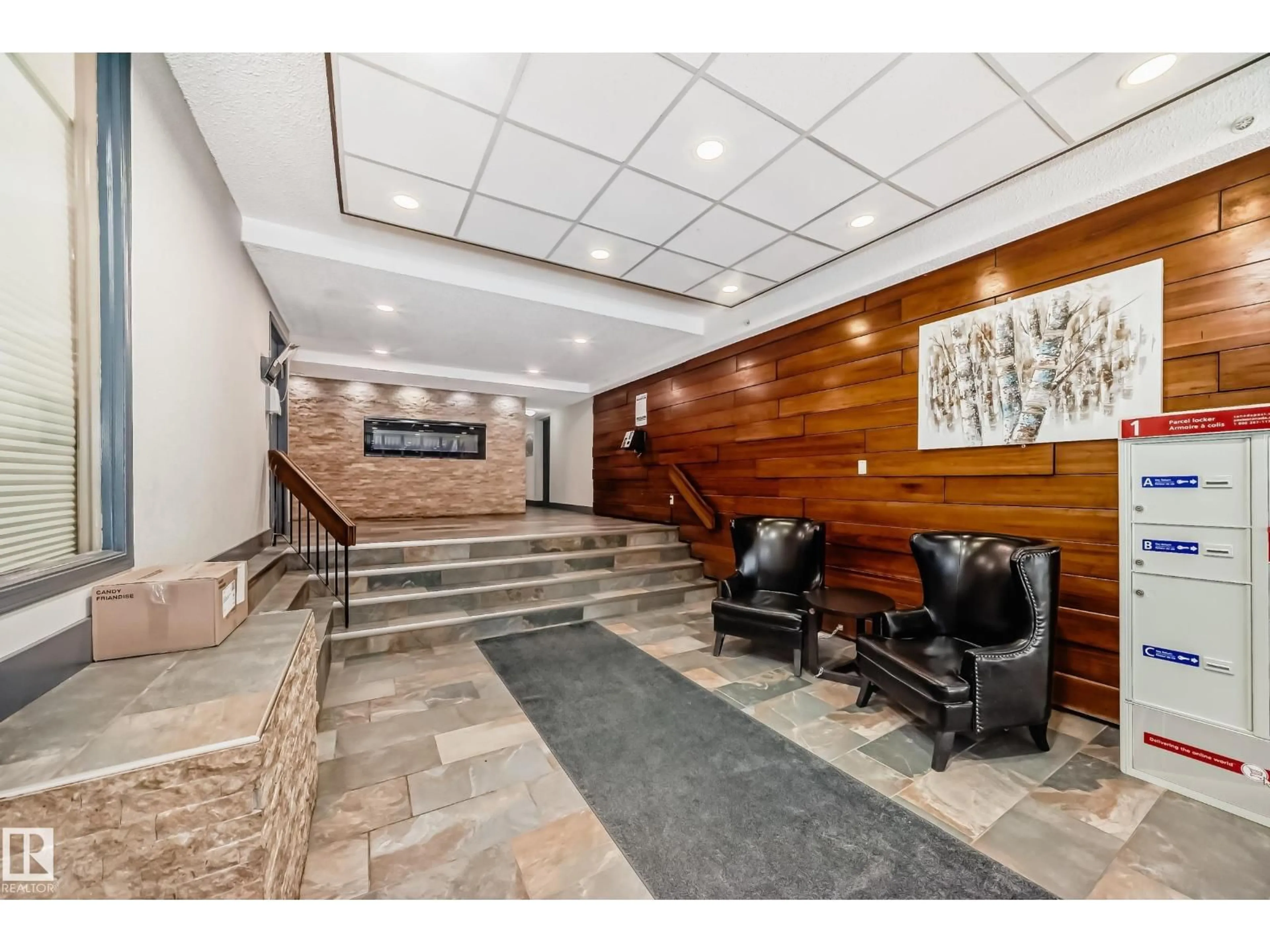 Lobby for #115 - 8735 165 ST NW, Edmonton Alberta T5R2R6