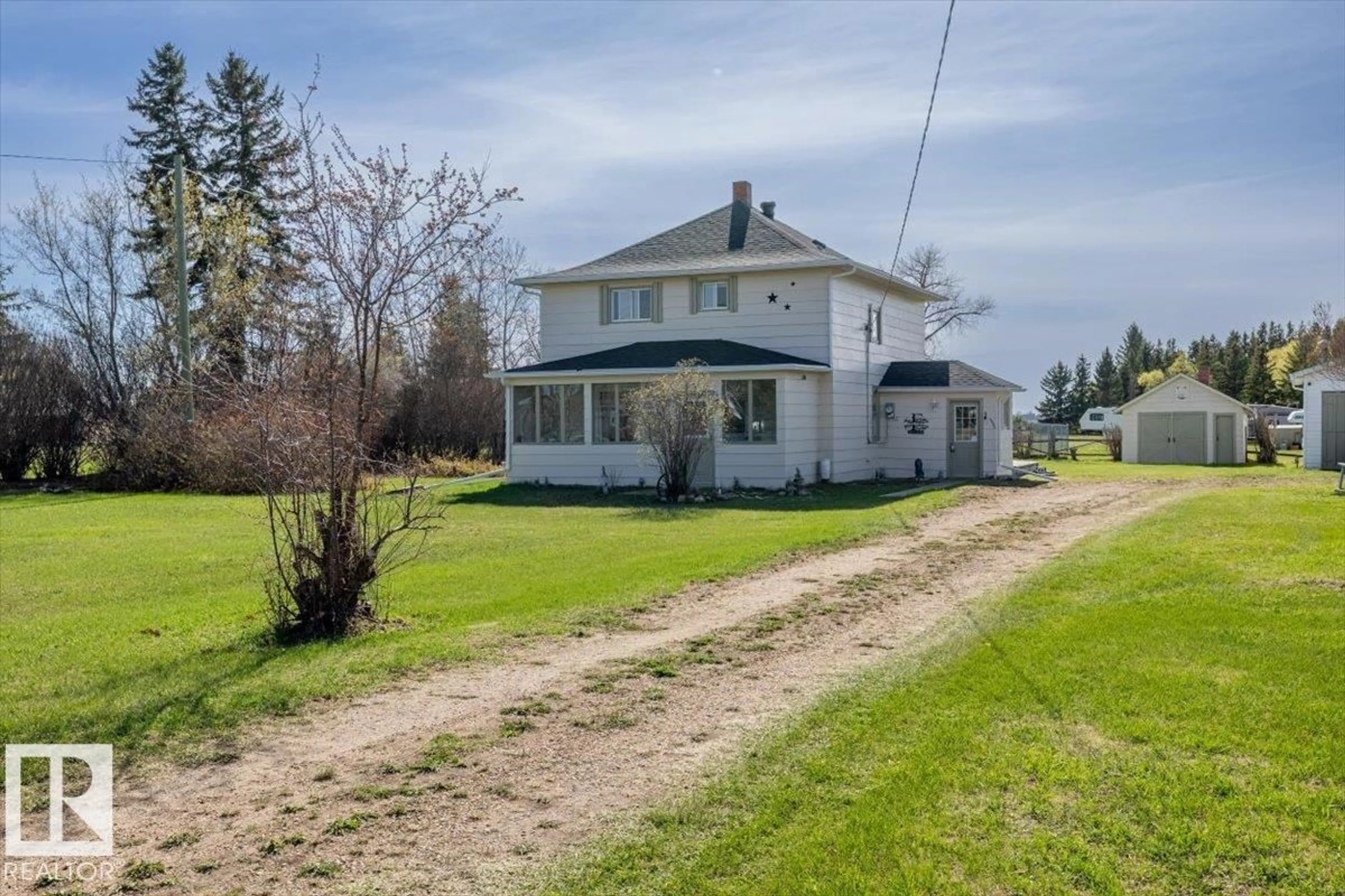 A pic from outside/outdoor area/front of a property/back of a property/a pic from drone, street for 4802 50 ST, Andrew Alberta T0B0C0