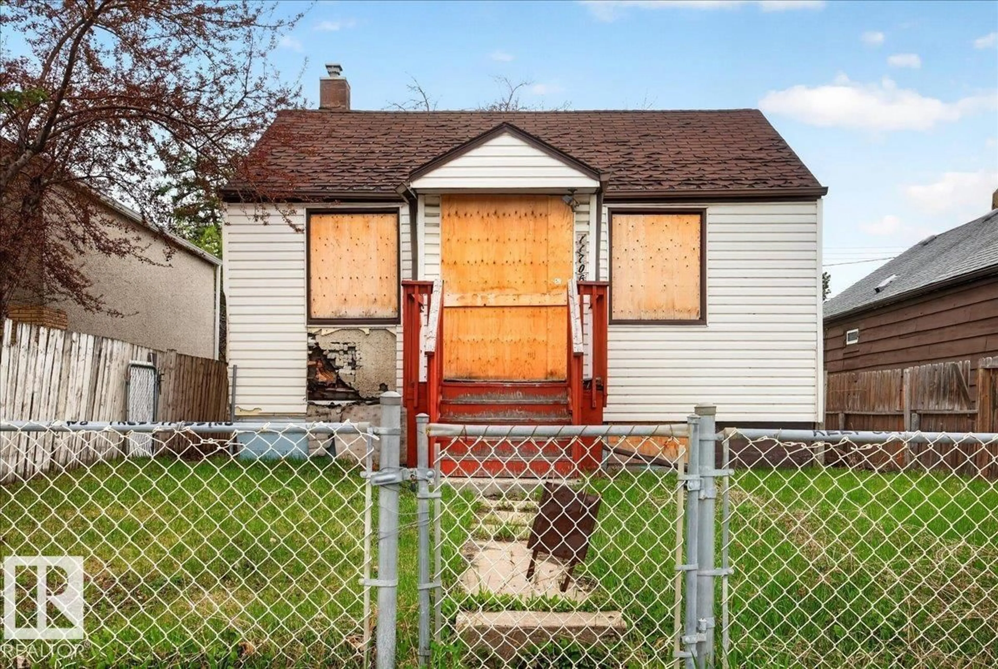 Shed for NW - 11706 80 ST, Edmonton Alberta T5B2N5