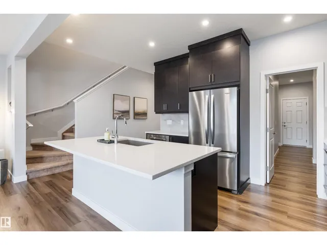4853 KINNEY RD, Edmonton 5