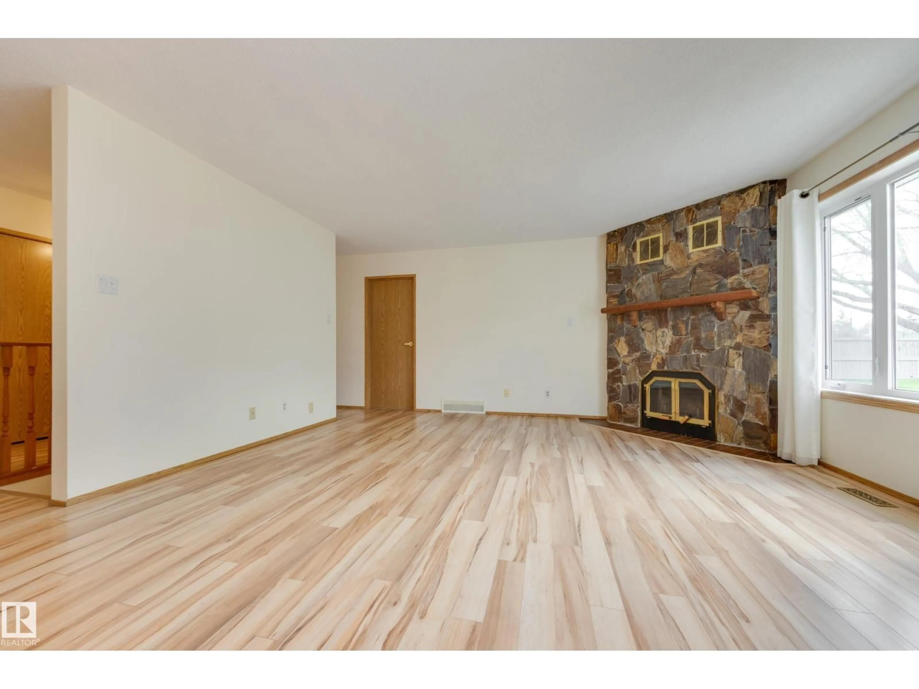 A pic of a room for 17310 CALLINGWOOD RD, Edmonton Alberta T5T5P1
