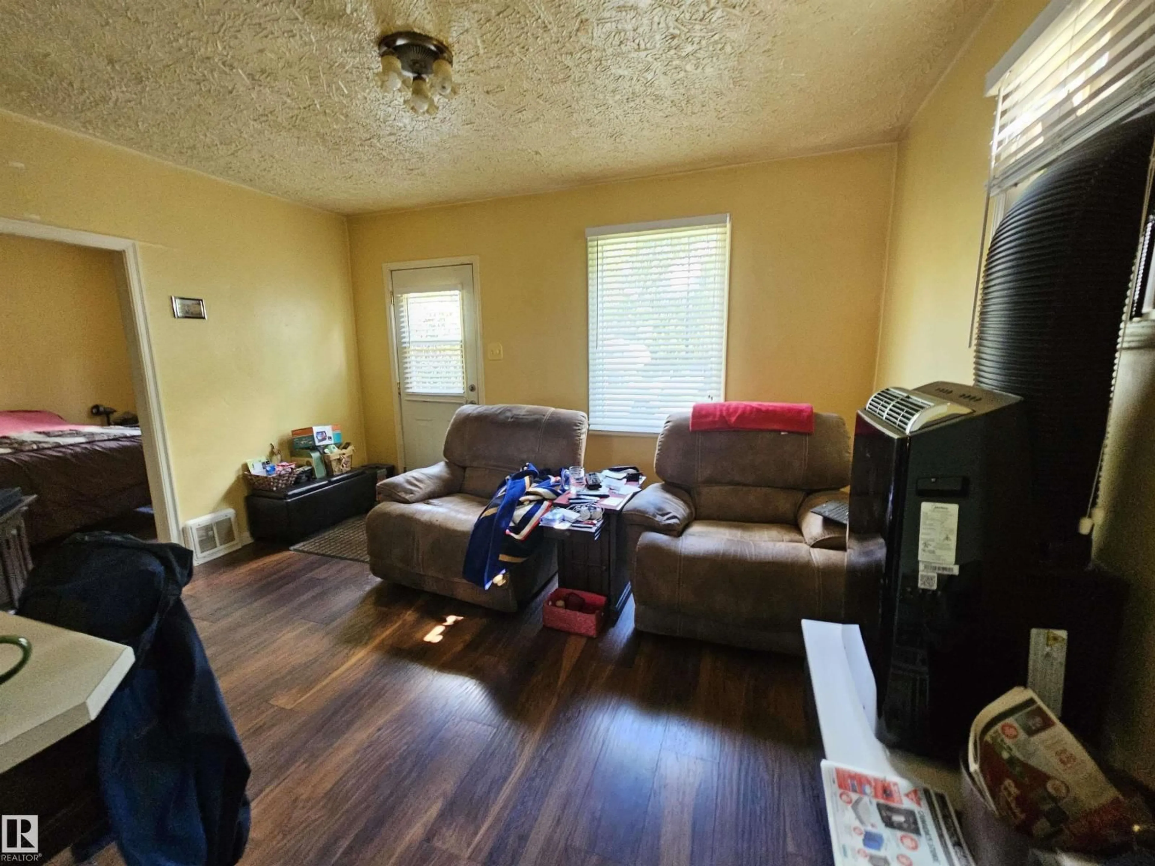 A pic of a room for NW - 10438 147 ST, Edmonton Alberta T5N3C5