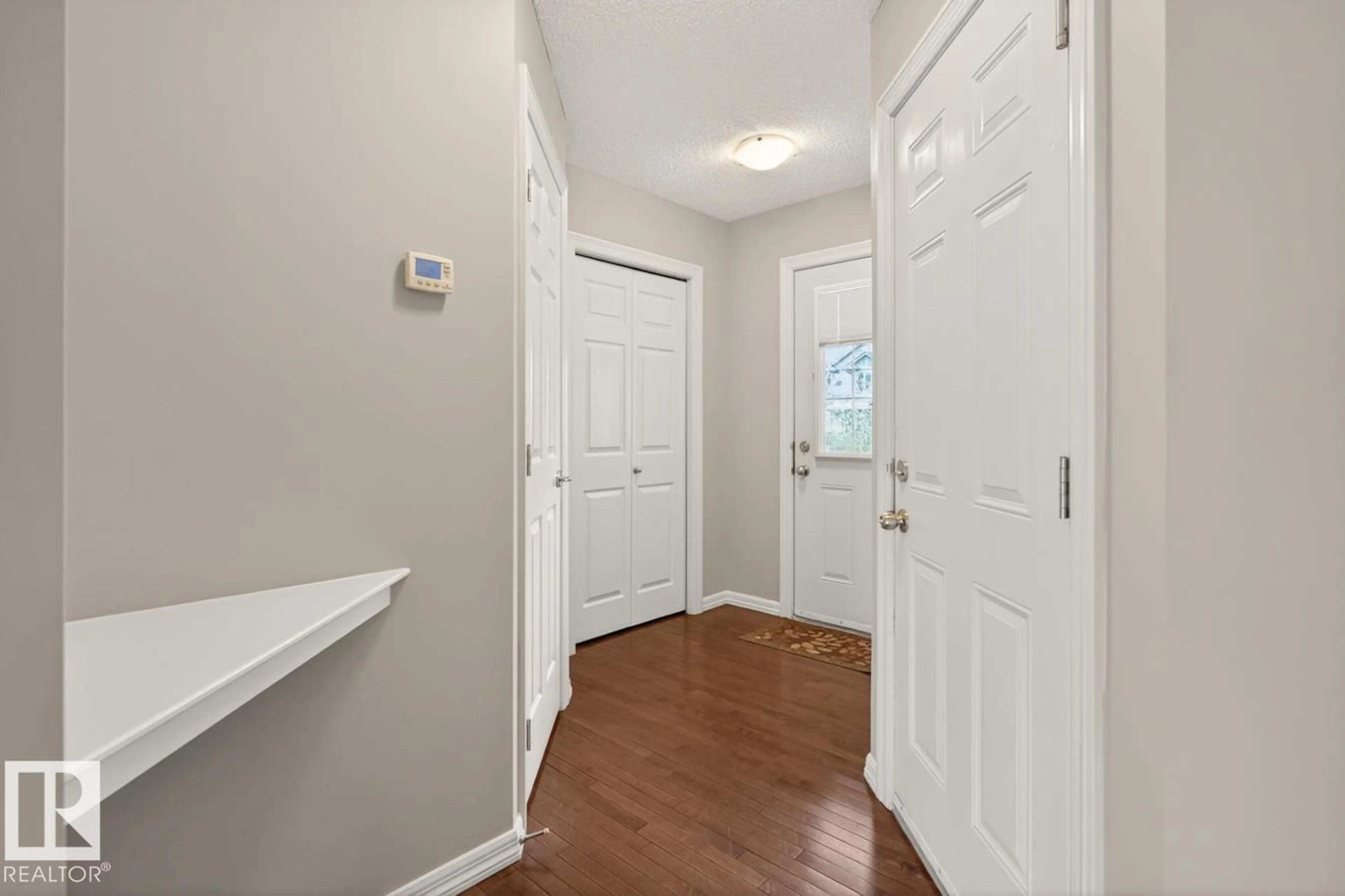 Indoor entryway for 55 KEYSTONE CR, Leduc Alberta T9E0M5