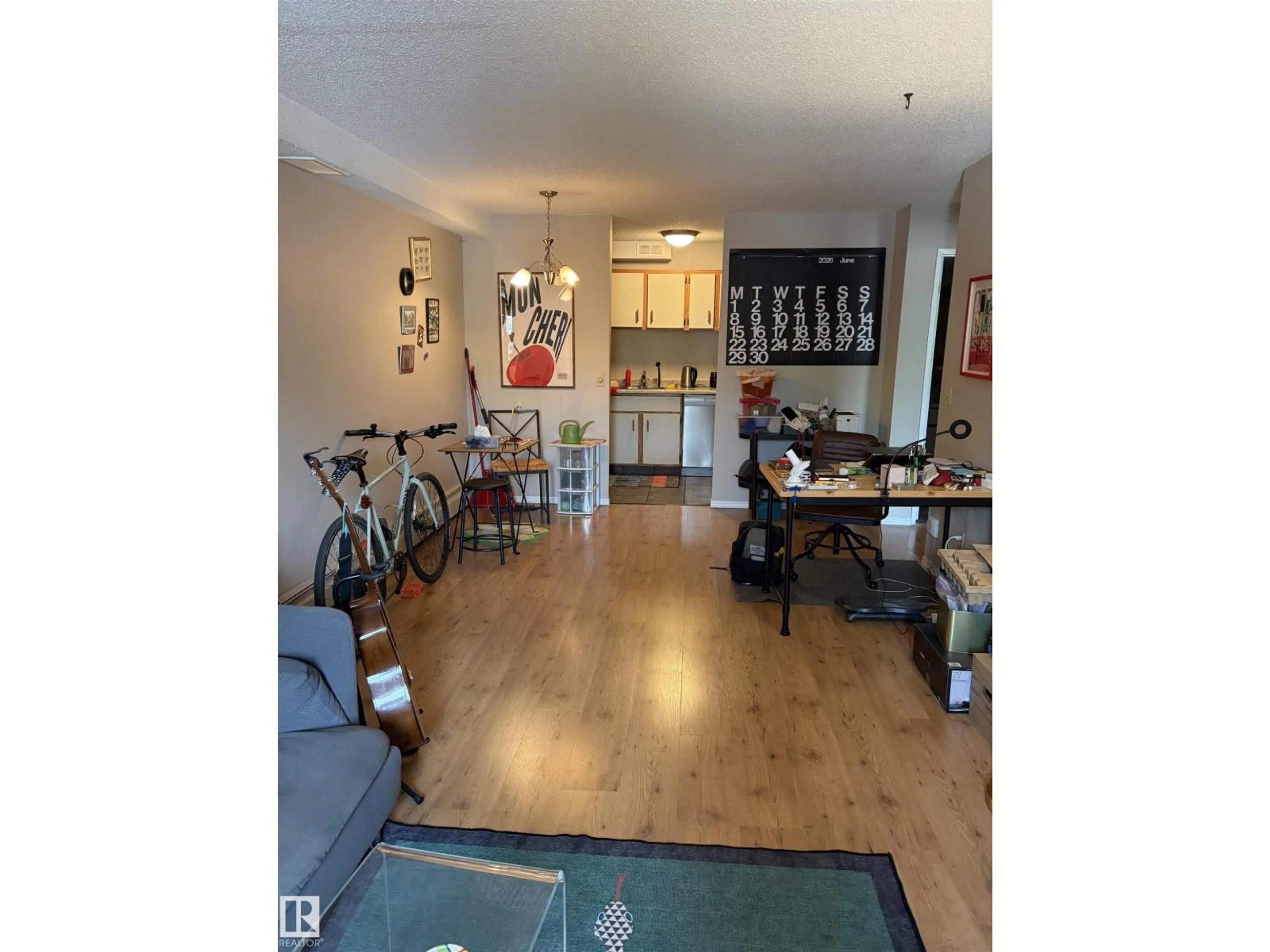 A pic of a room for 304 - 9854 88 AV, Edmonton Alberta T6E2R3