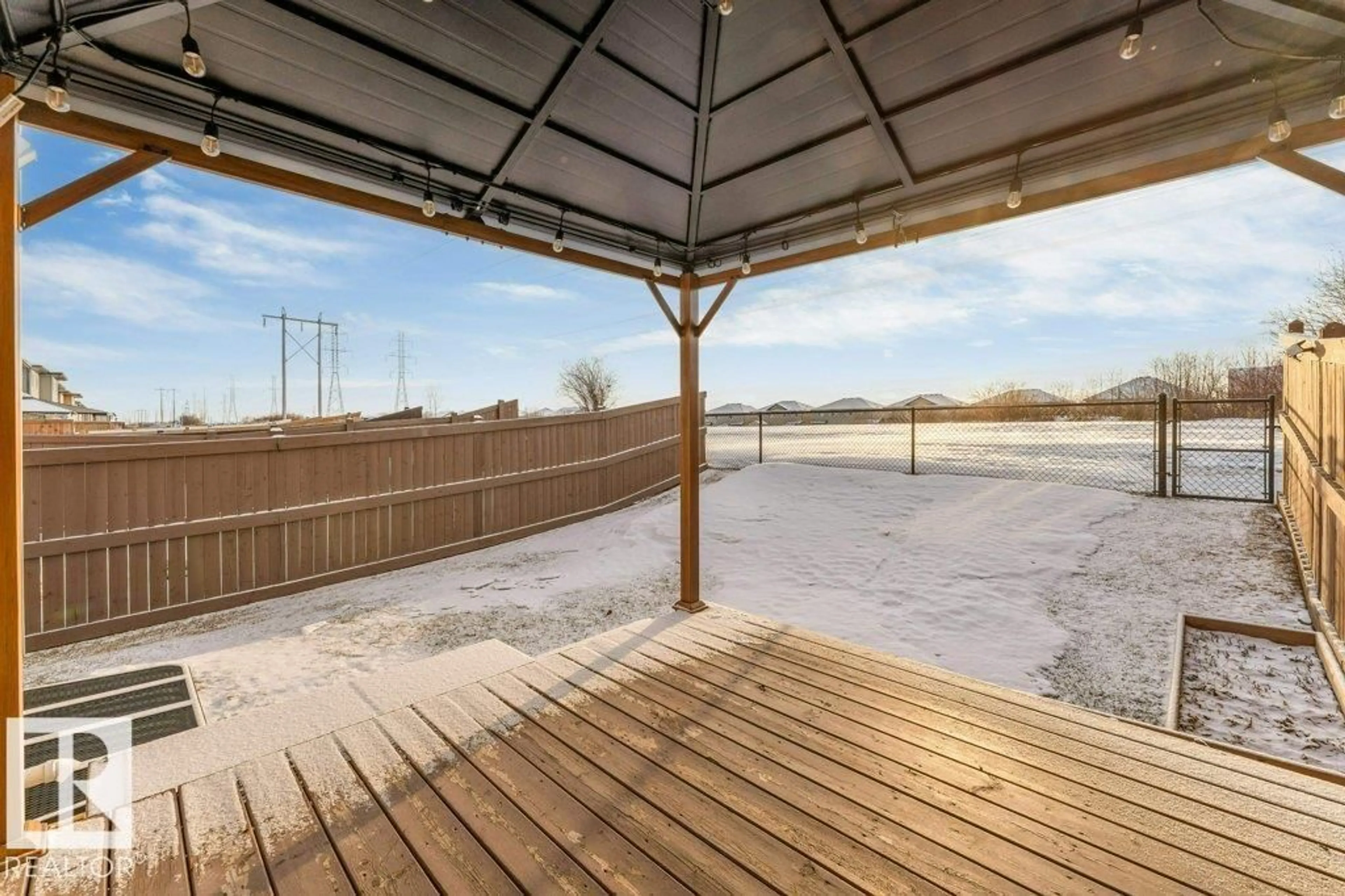 Patio, water/lake/river/ocean view for 1912 27 ST, Edmonton Alberta T6T2G5