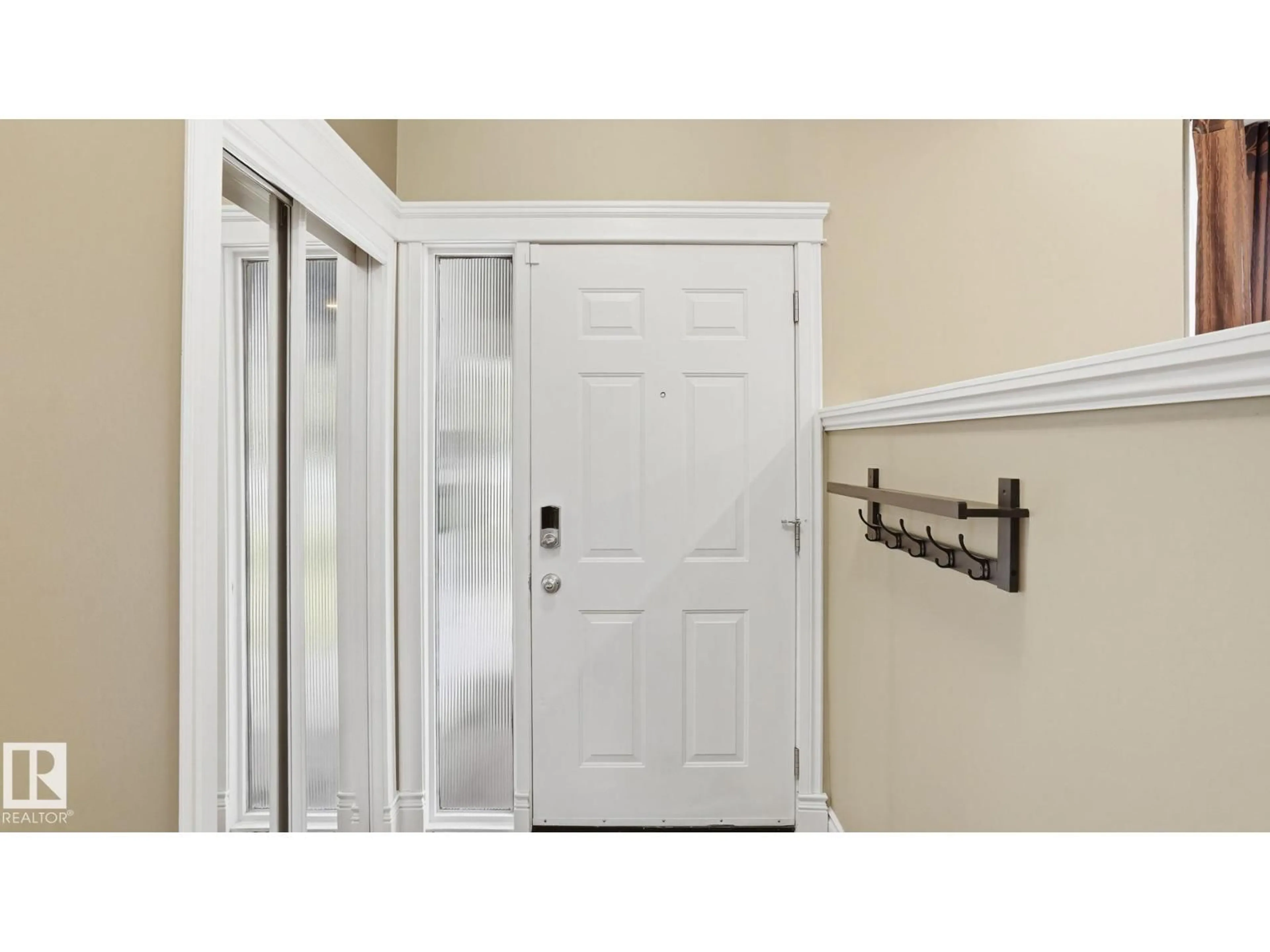 Indoor entryway for 27 ADDISON CR, St. Albert Alberta T8N2S2