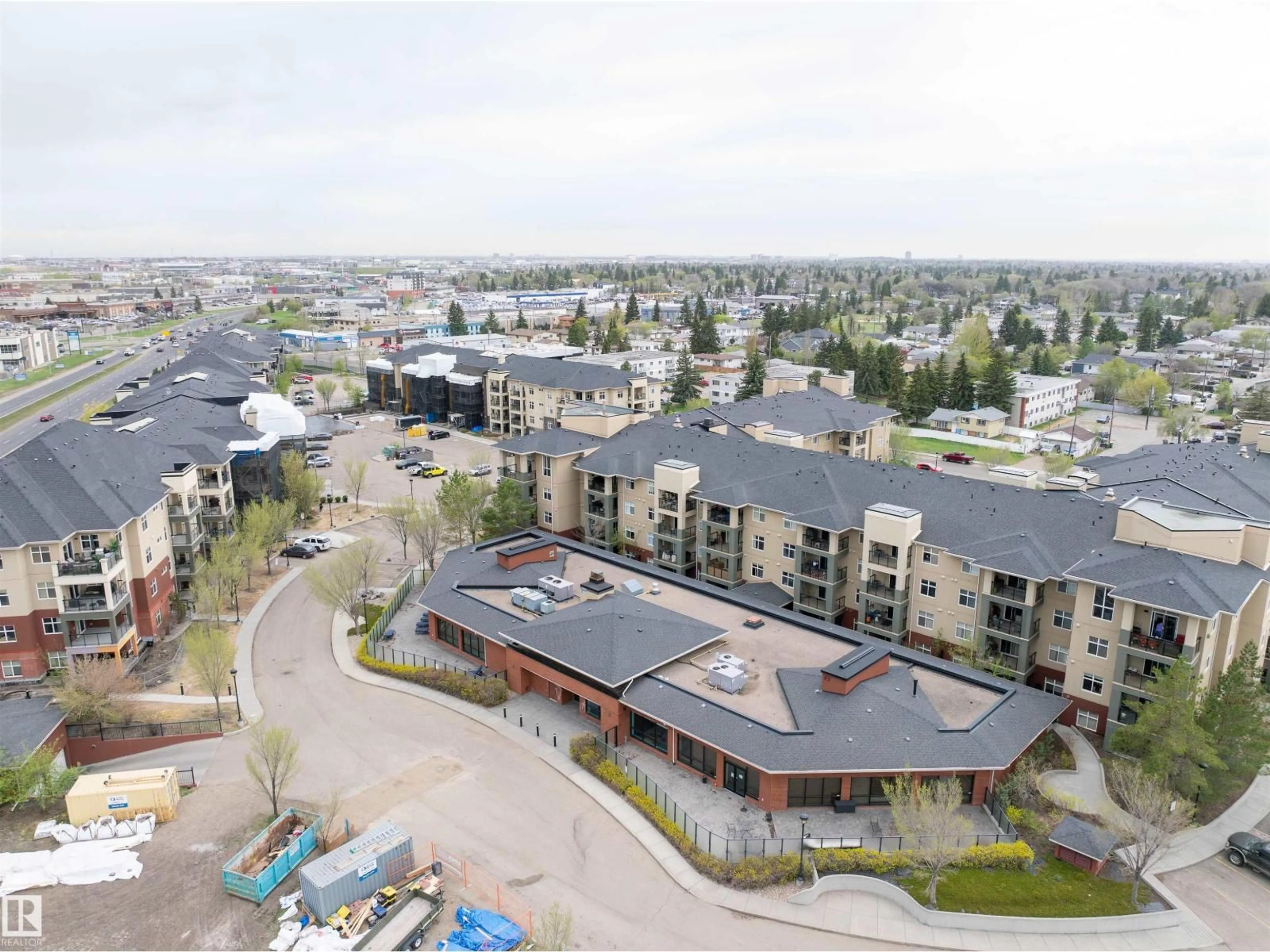 A pic from outside/outdoor area/front of a property/back of a property/a pic from drone, mountain view for 135 7825 71 ST NW, Edmonton Alberta T6B3R9