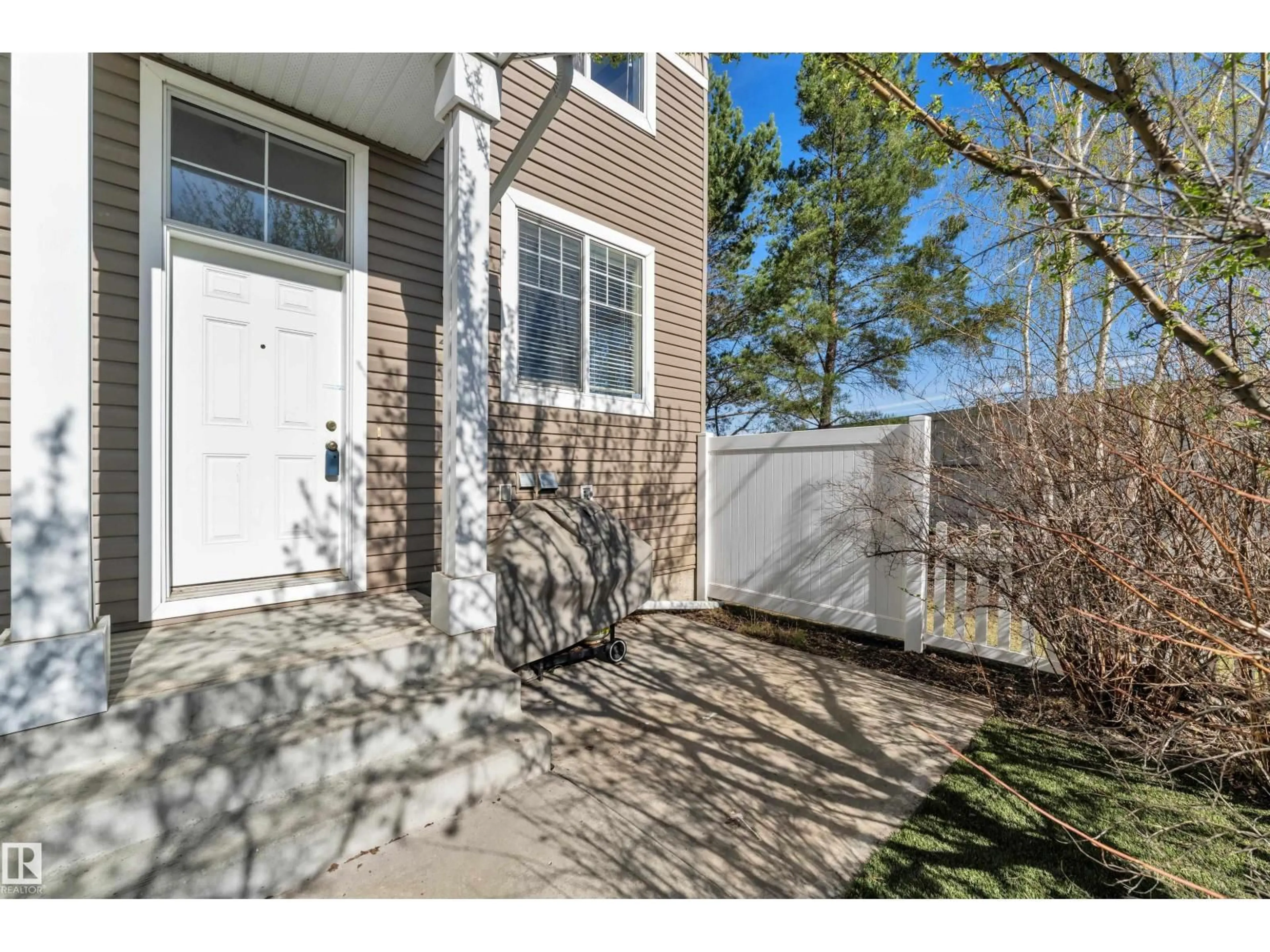 Unknown for 48 3075 TRELLE CR NW, Edmonton Alberta T6R3V5