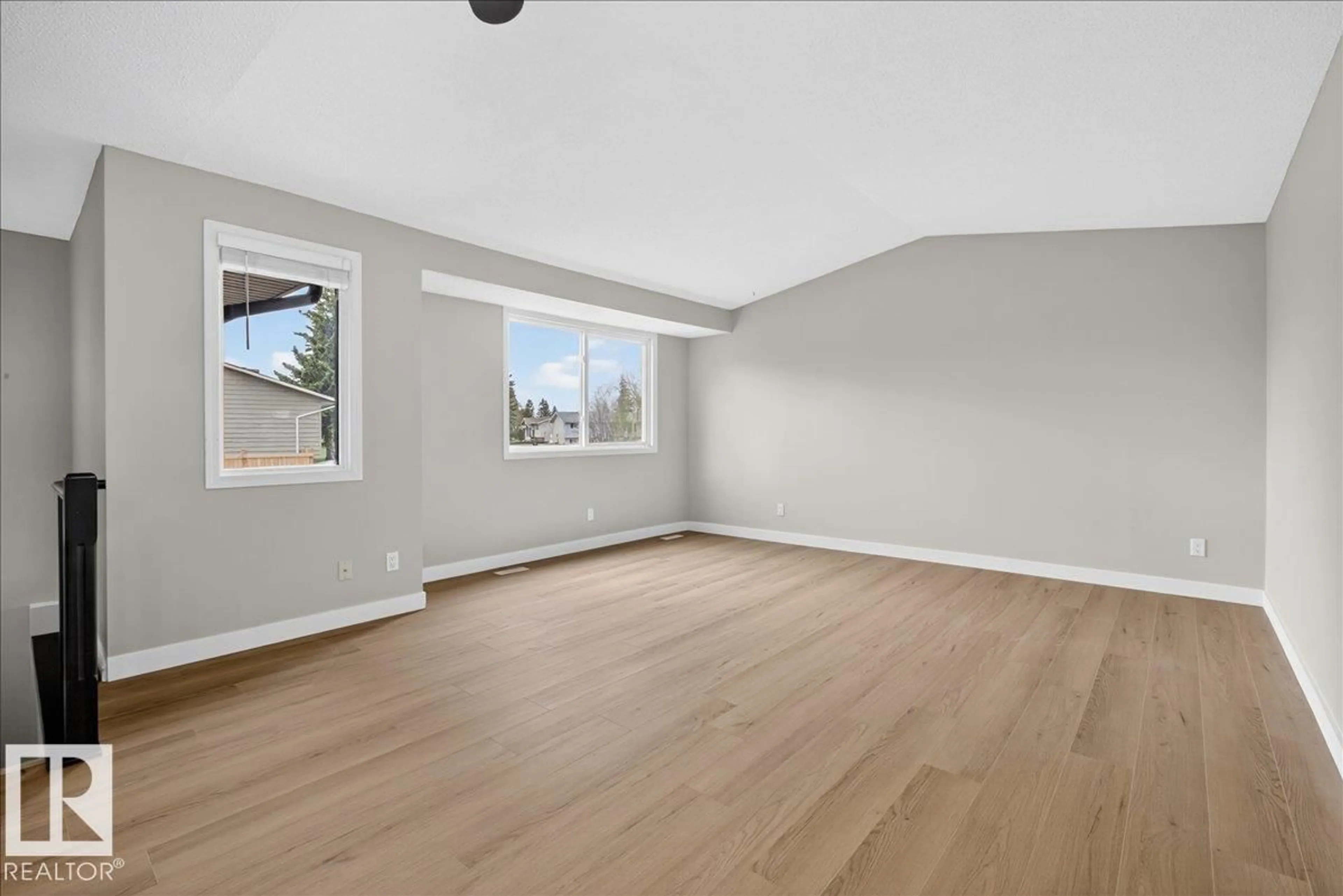 A pic of a room for 1066 KNOTTWOOD RD, Edmonton Alberta T6K3R4
