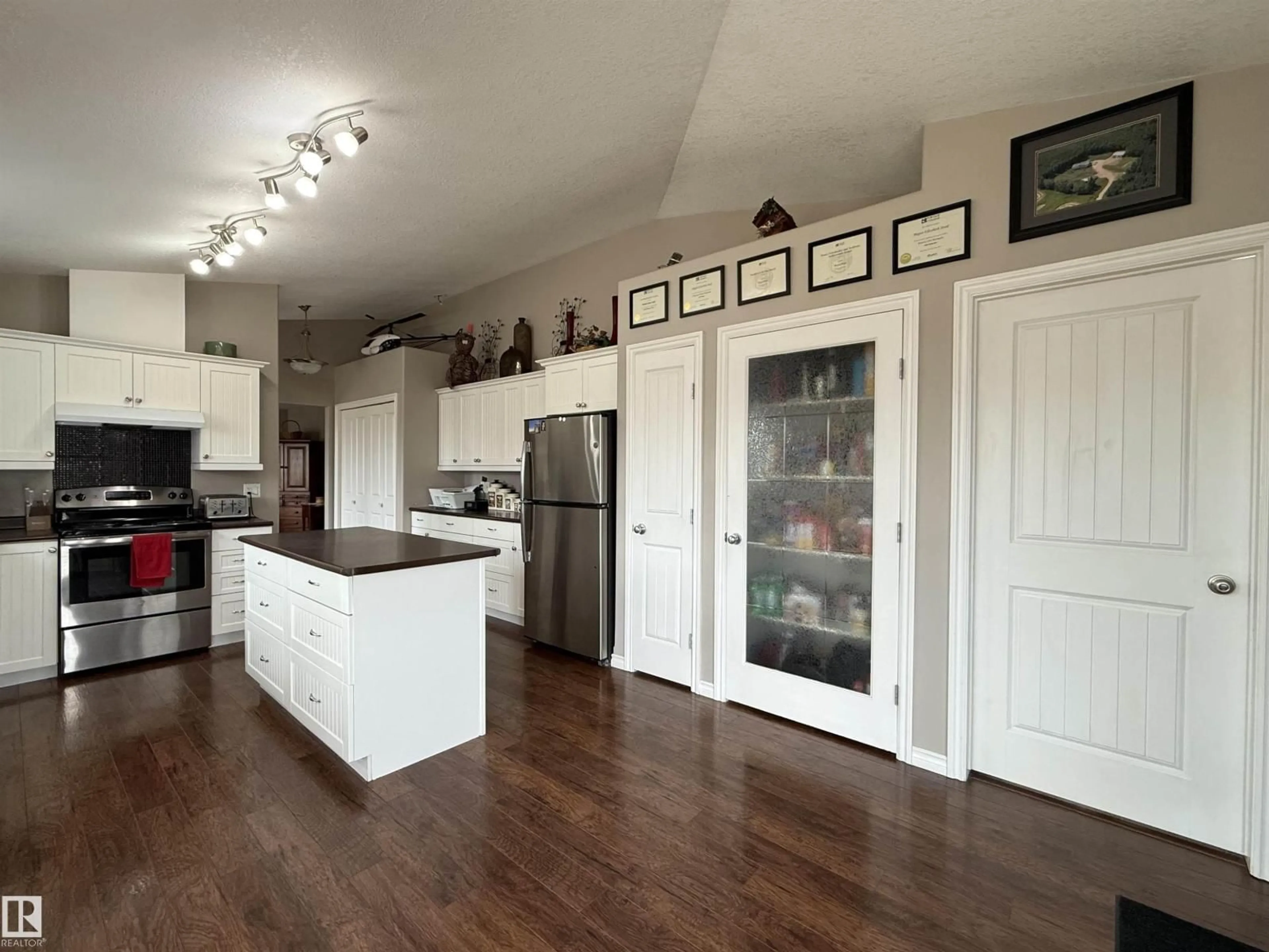 Open concept kitchen, unknown for 15113 TOWNSHIP ROAD 670, Rural Lac La Biche County Alberta T0A2C0