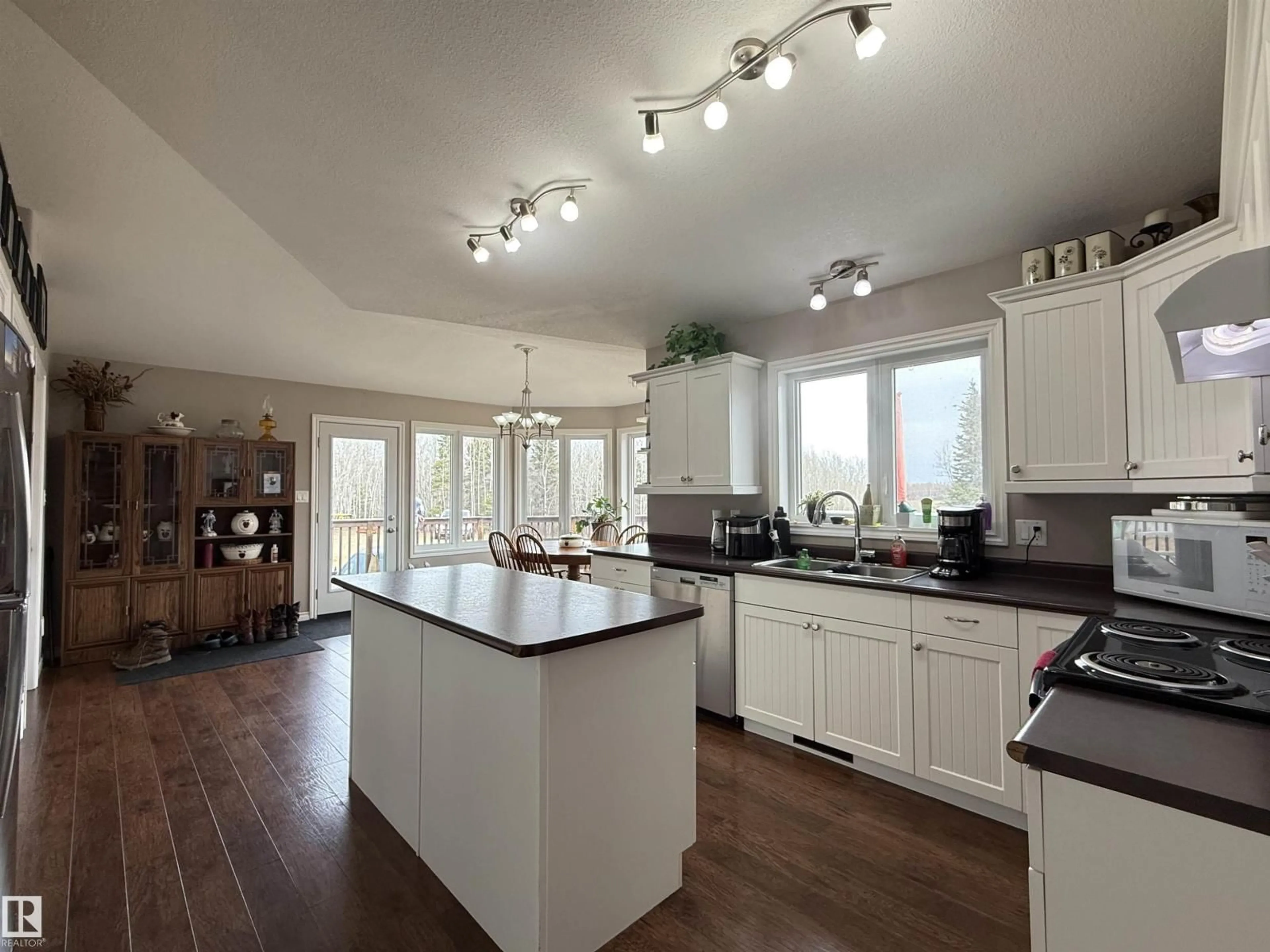 Open concept kitchen, unknown for 15113 TOWNSHIP ROAD 670, Rural Lac La Biche County Alberta T0A2C0