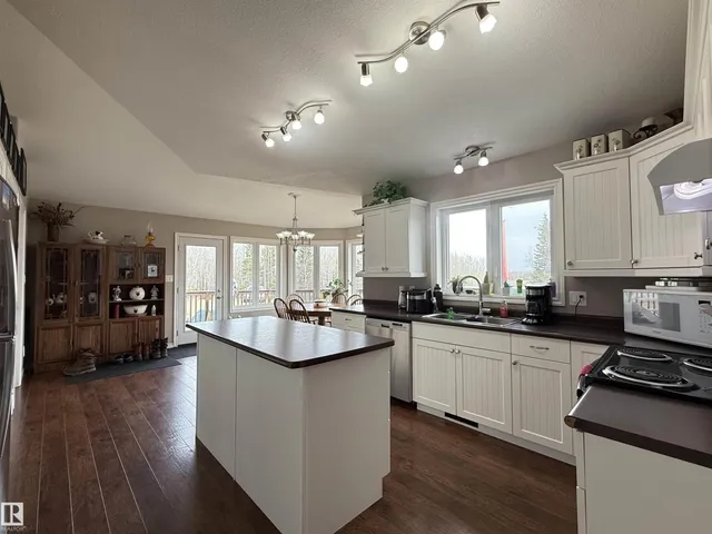 15113 TOWNSHIP ROAD 670, Rural Lac La Biche County 5