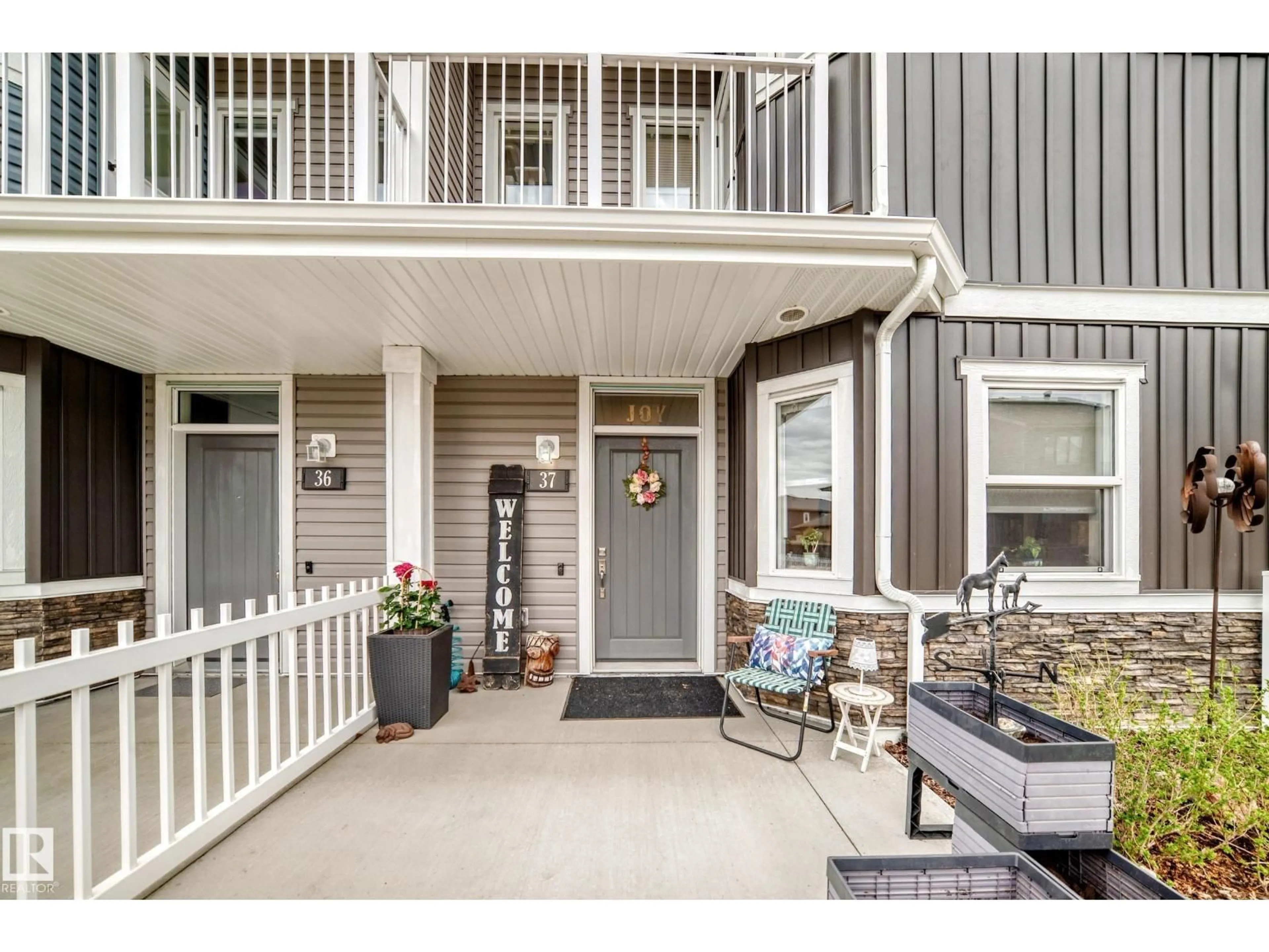 Indoor entryway for #37 - 150 EVERITT DR, St. Albert Alberta T8N7R8