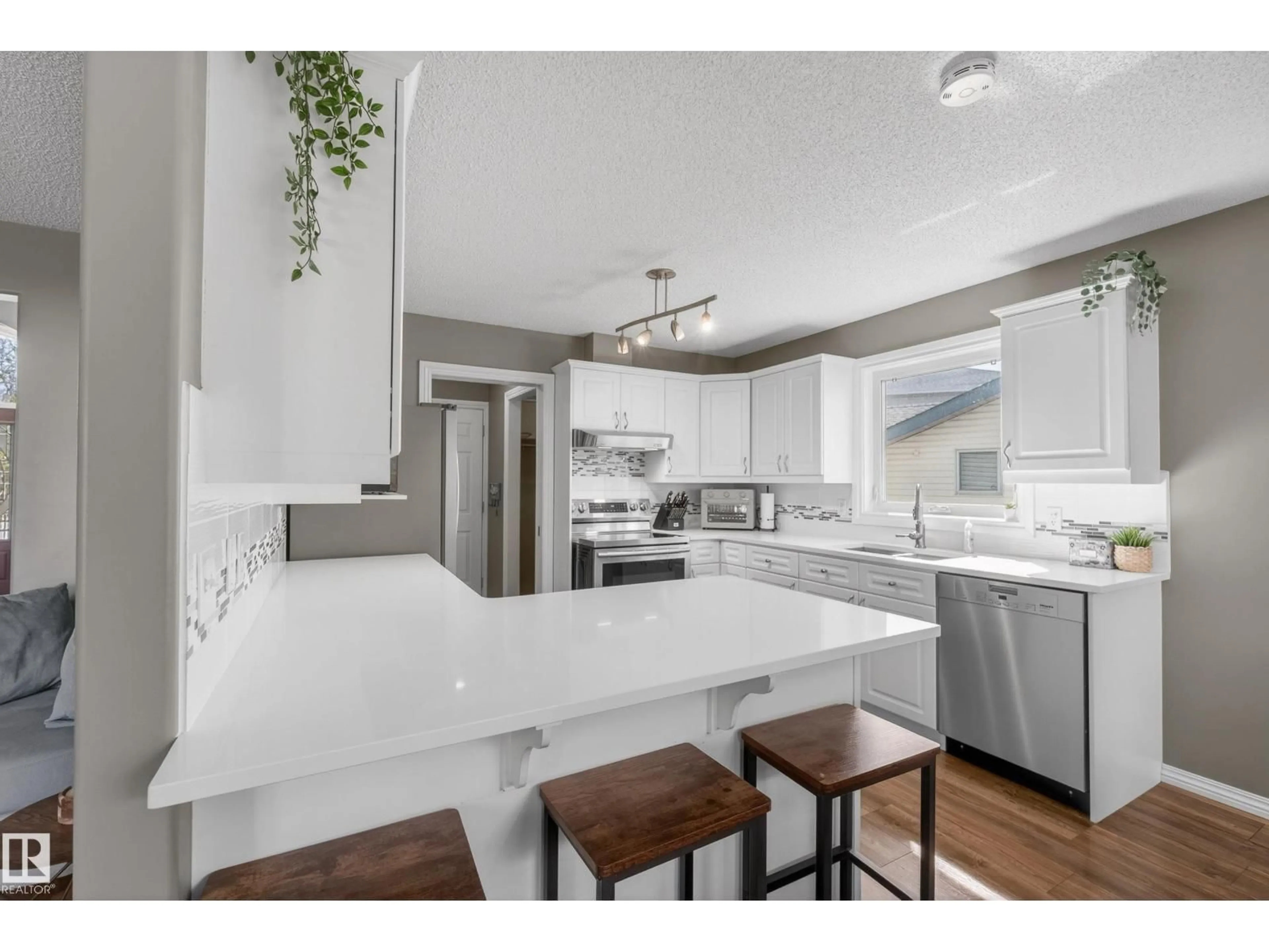 Open concept kitchen, unknown for 97 DELAGE CR, St. Albert Alberta T8N5Y8