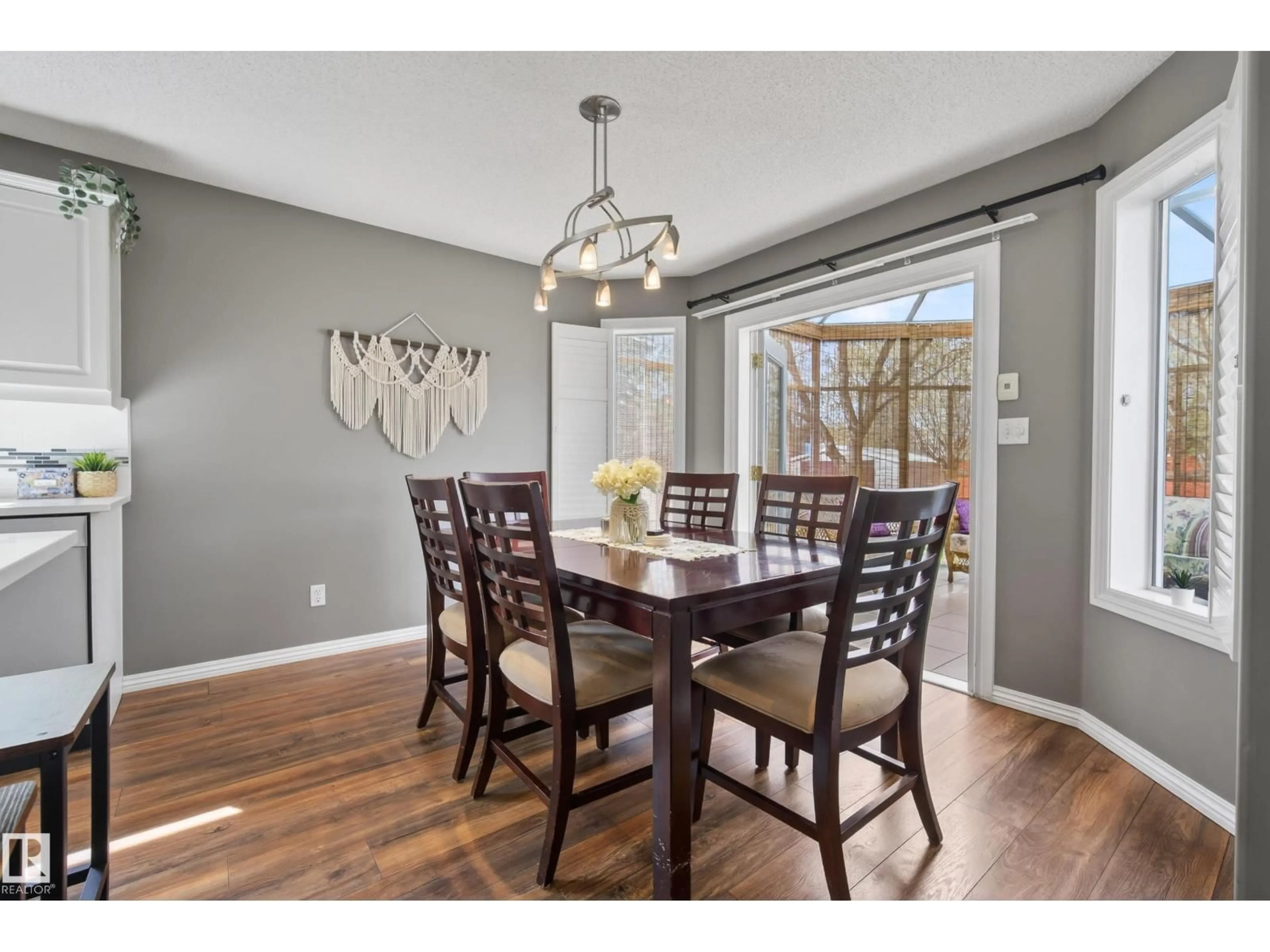 Dining room, wood/laminate floor for 97 DELAGE CR, St. Albert Alberta T8N5Y8