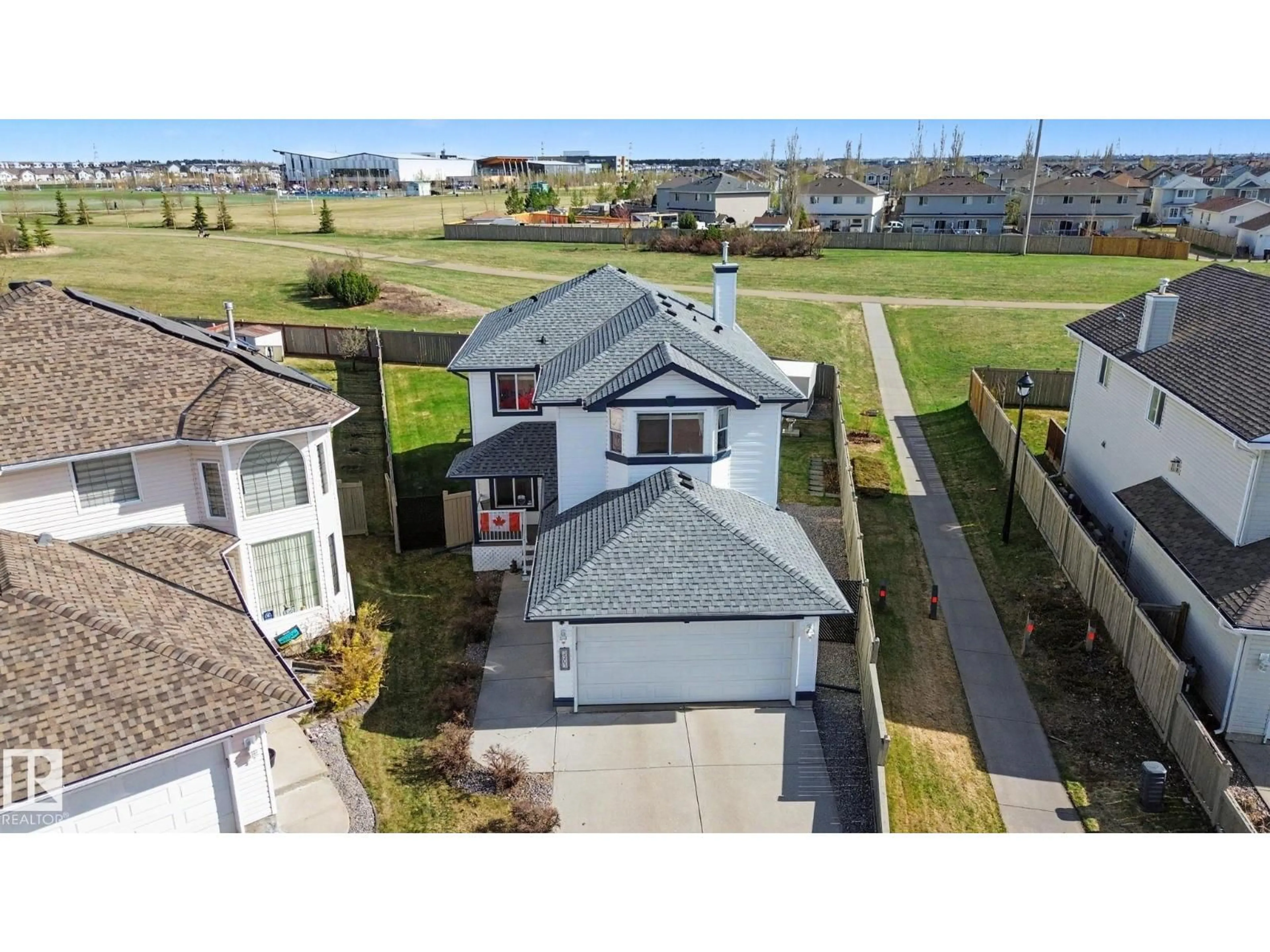 A pic from outside/outdoor area/front of a property/back of a property/a pic from drone, street for NW - 3203 23 ST, Edmonton Alberta T6T2A9