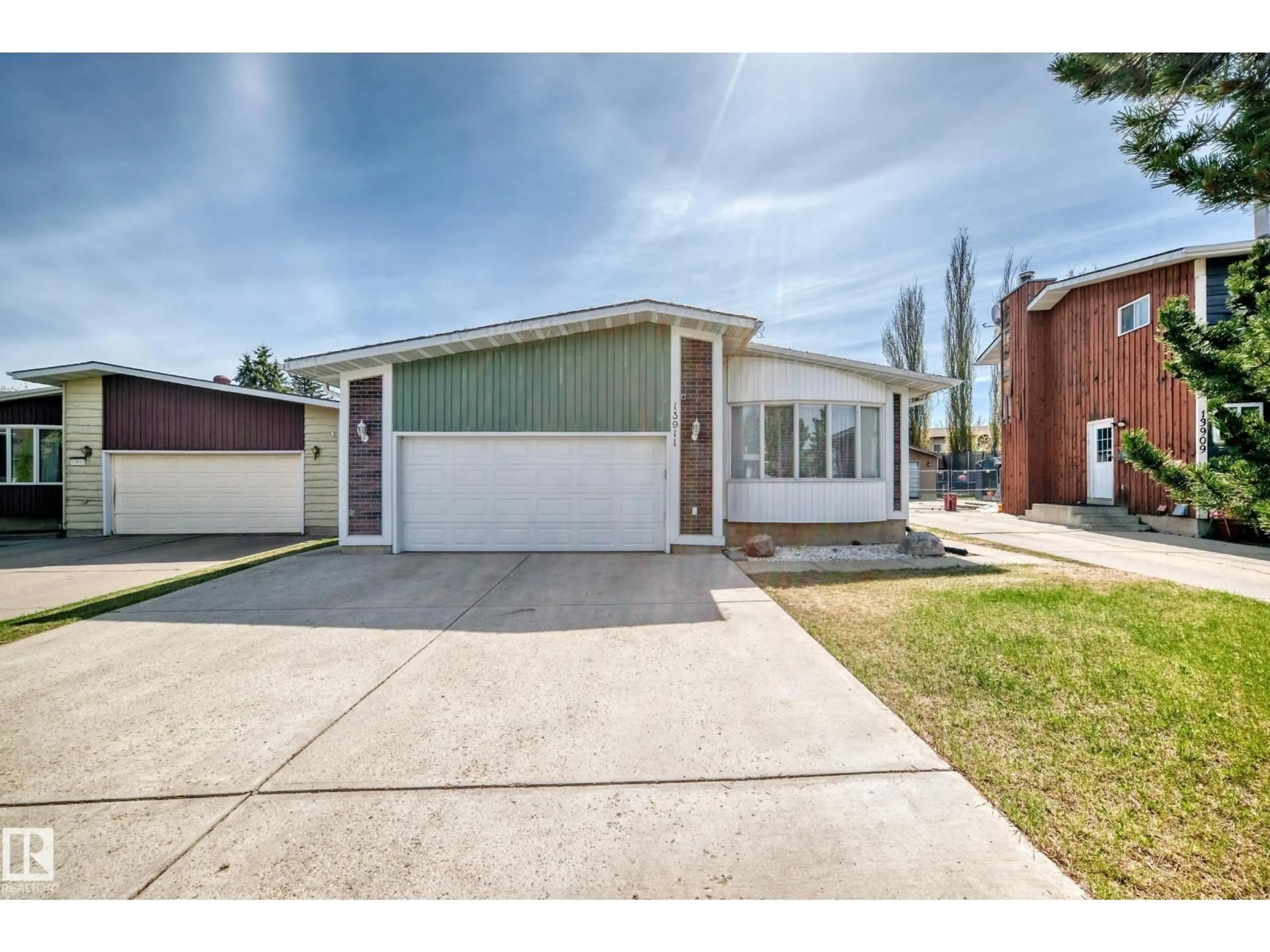 Unknown for 13911 23 ST, Edmonton Alberta T5Y1K2