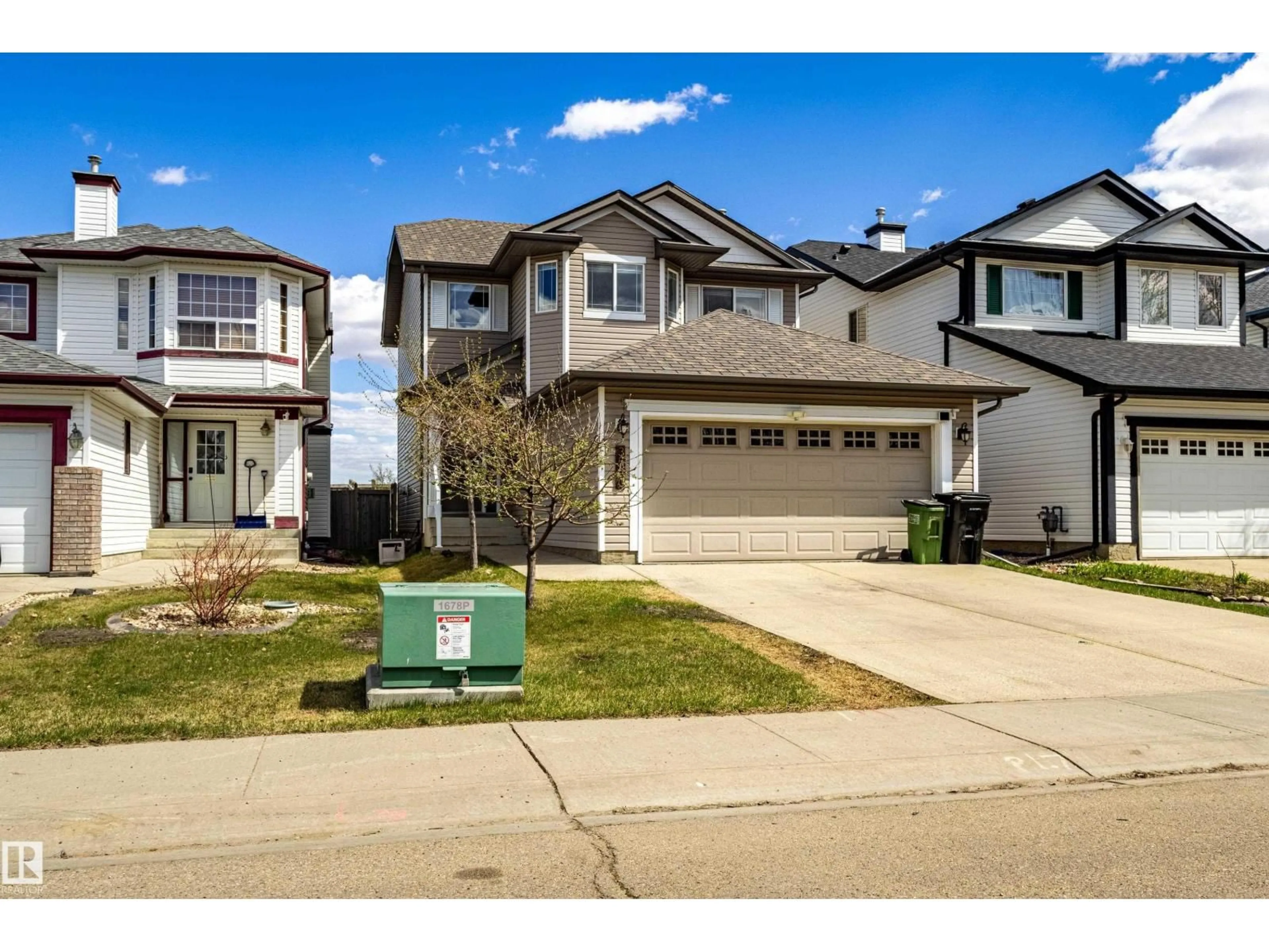 Unknown for 3540 MCLEAN CR, Edmonton Alberta T6W1M3