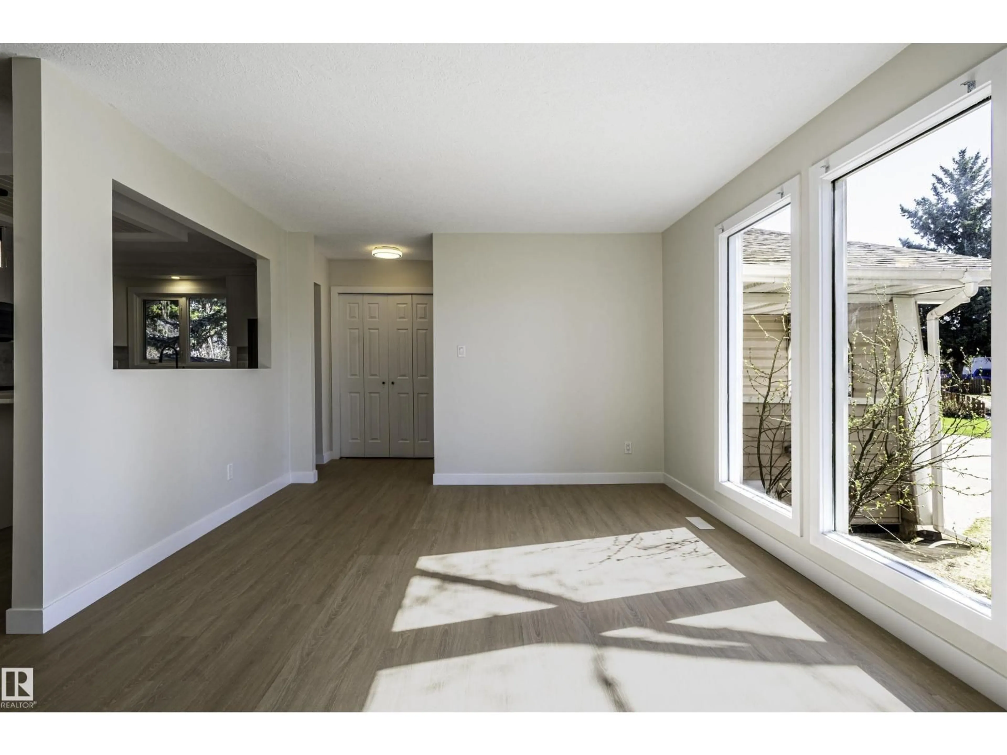 Unknown for 5528 54 ST, Leduc Alberta T9E5P4