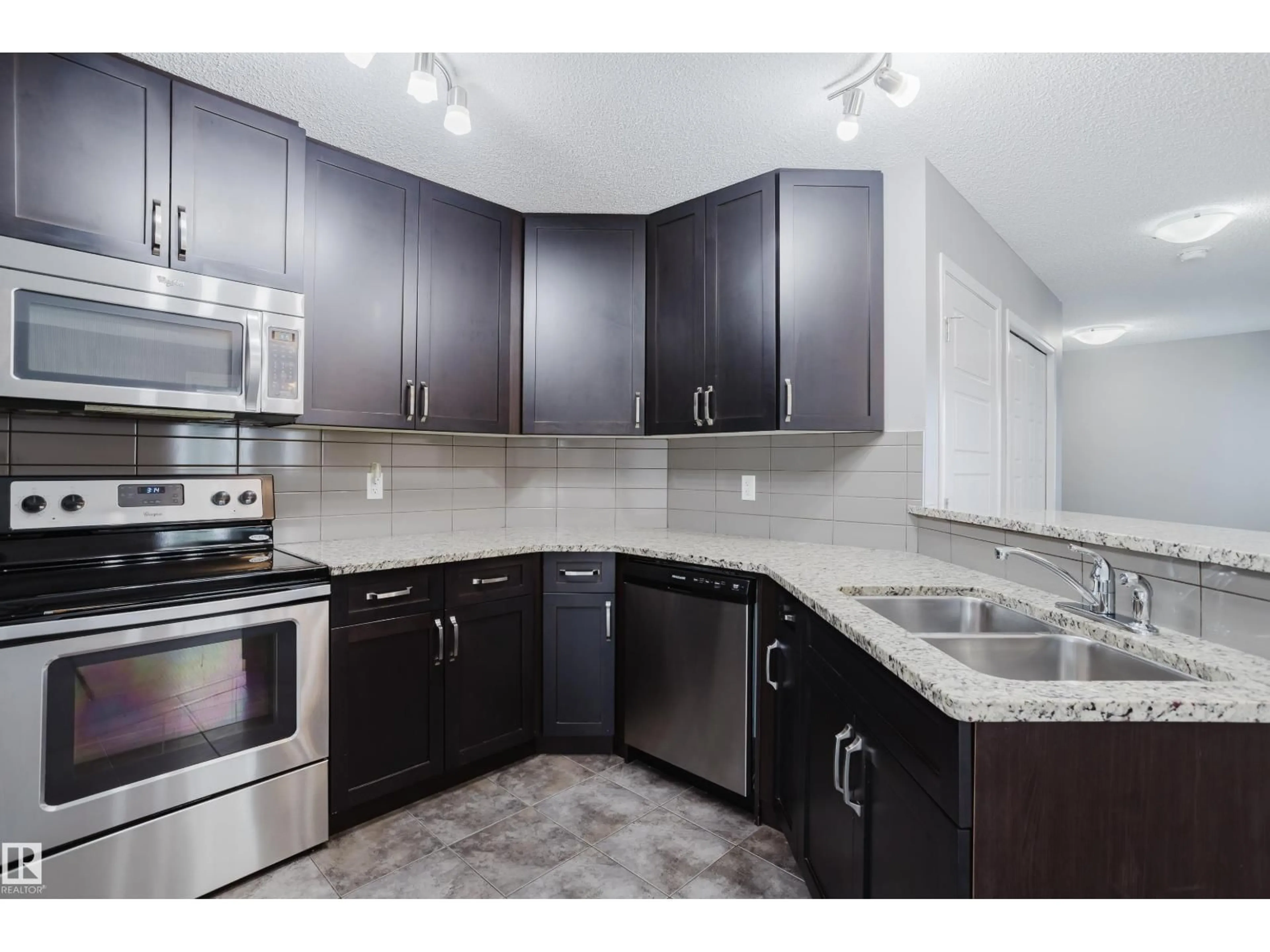 Standard kitchen, ceramic/tile floor for 14007 164 AV, Edmonton Alberta T6V0K6