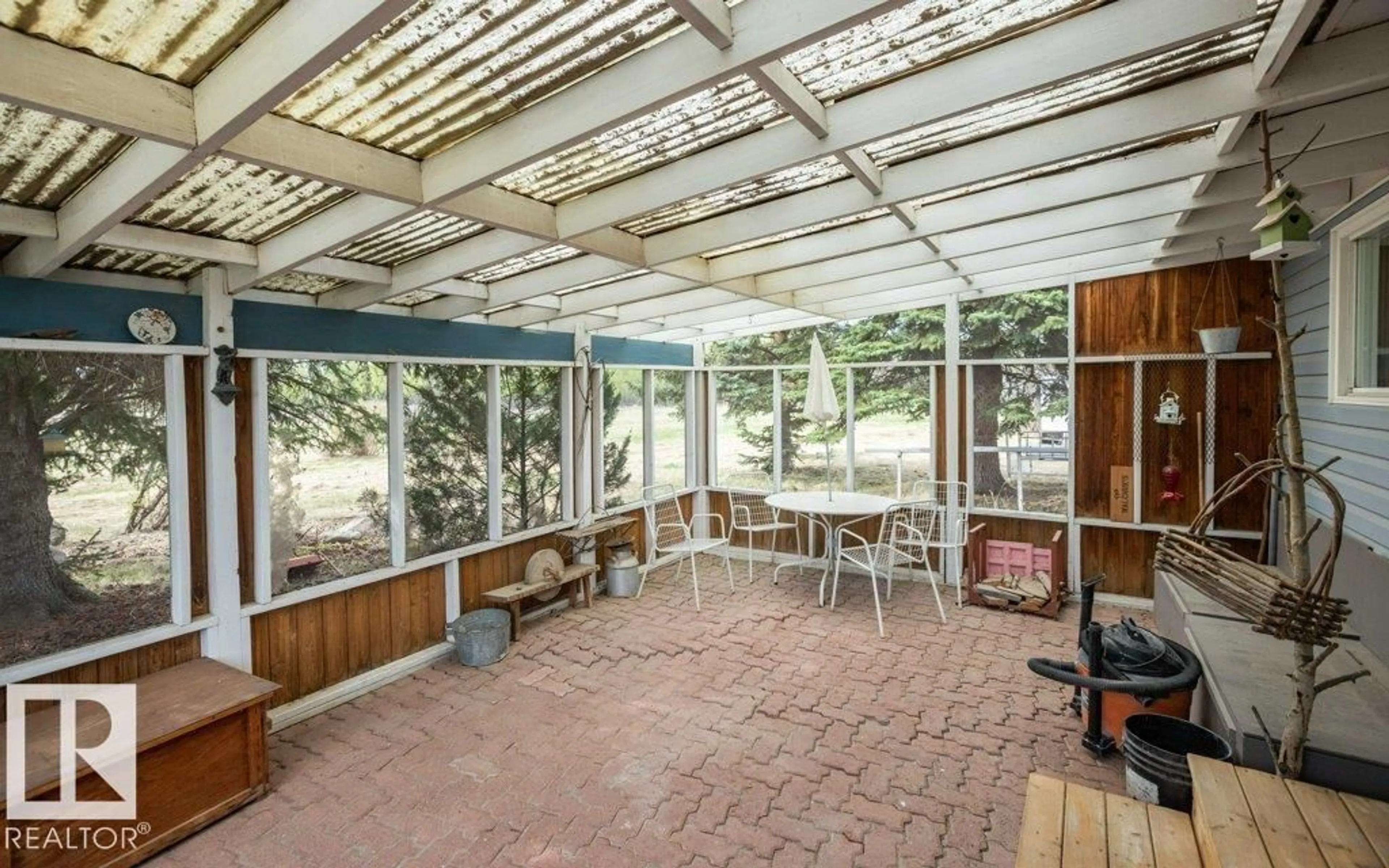 Patio, street for 58020 RG RD 274, Rural Westlock County Alberta T0G0H0