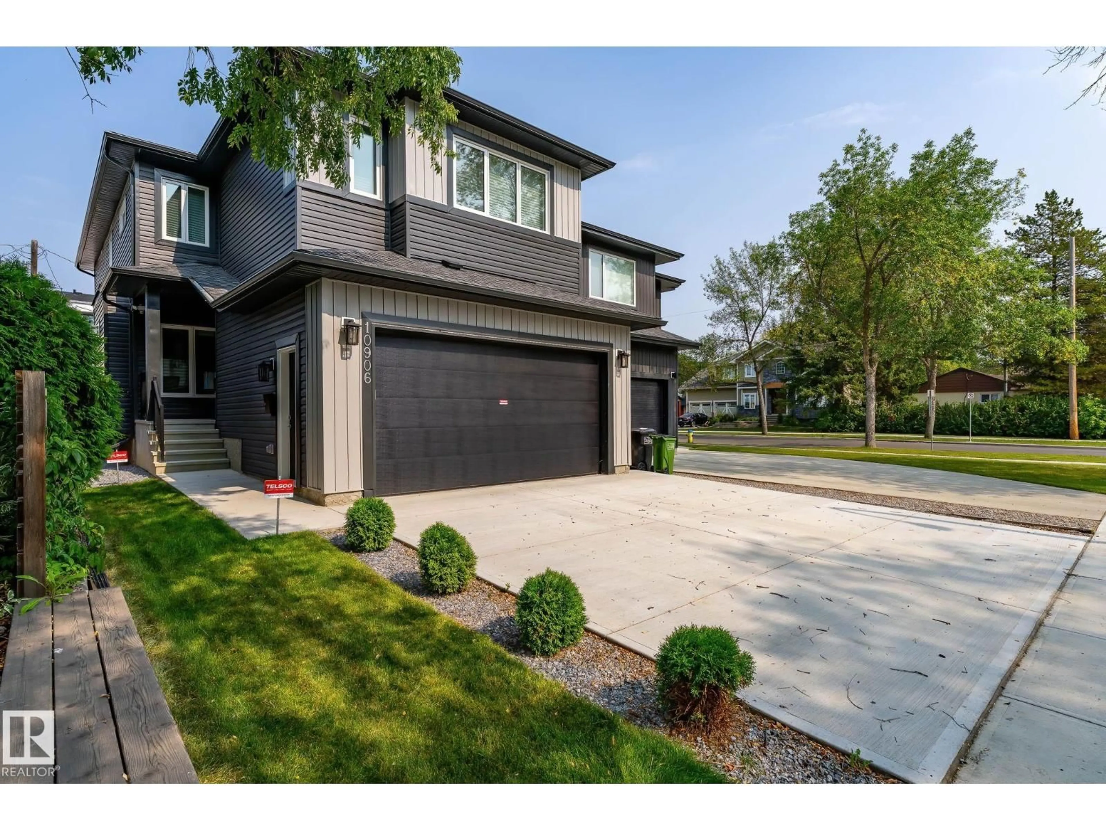 Home with brick exterior material, street for 10906 54 AV, Edmonton Alberta T6H0V1