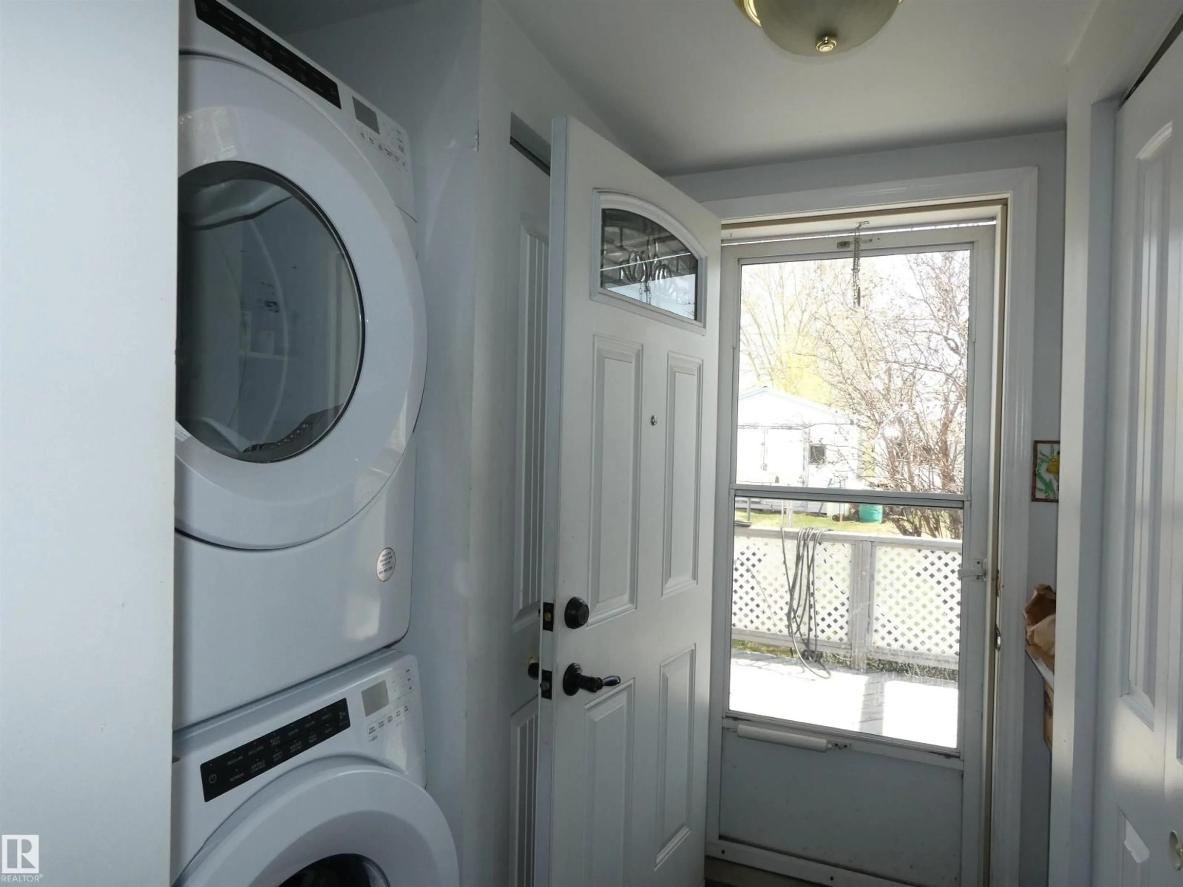 Laundry room for 5015 50 ST, Pibroch Alberta T7P2P5