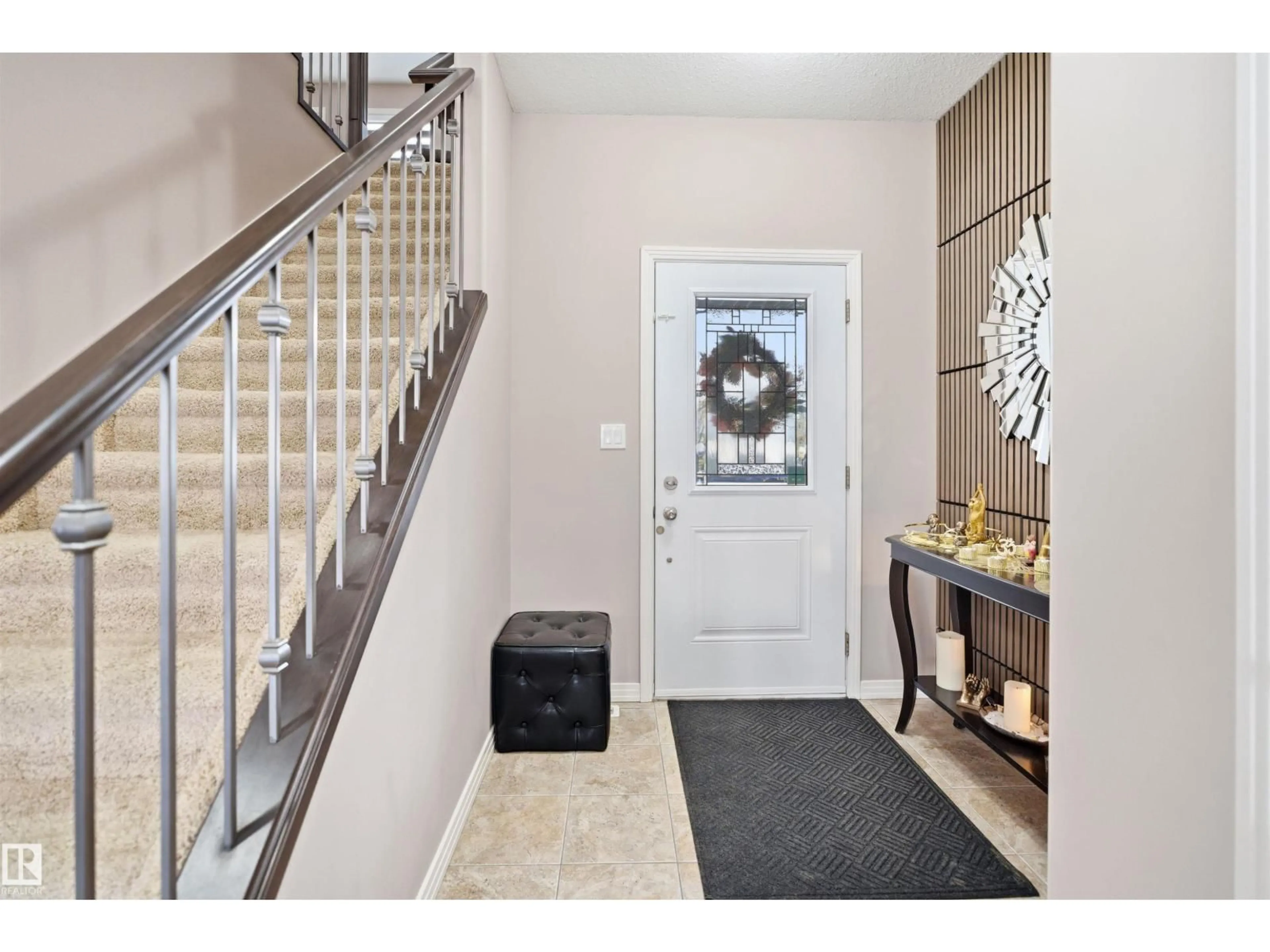 Indoor entryway for NW - 1444 37C AV, Edmonton Alberta T6T0H8